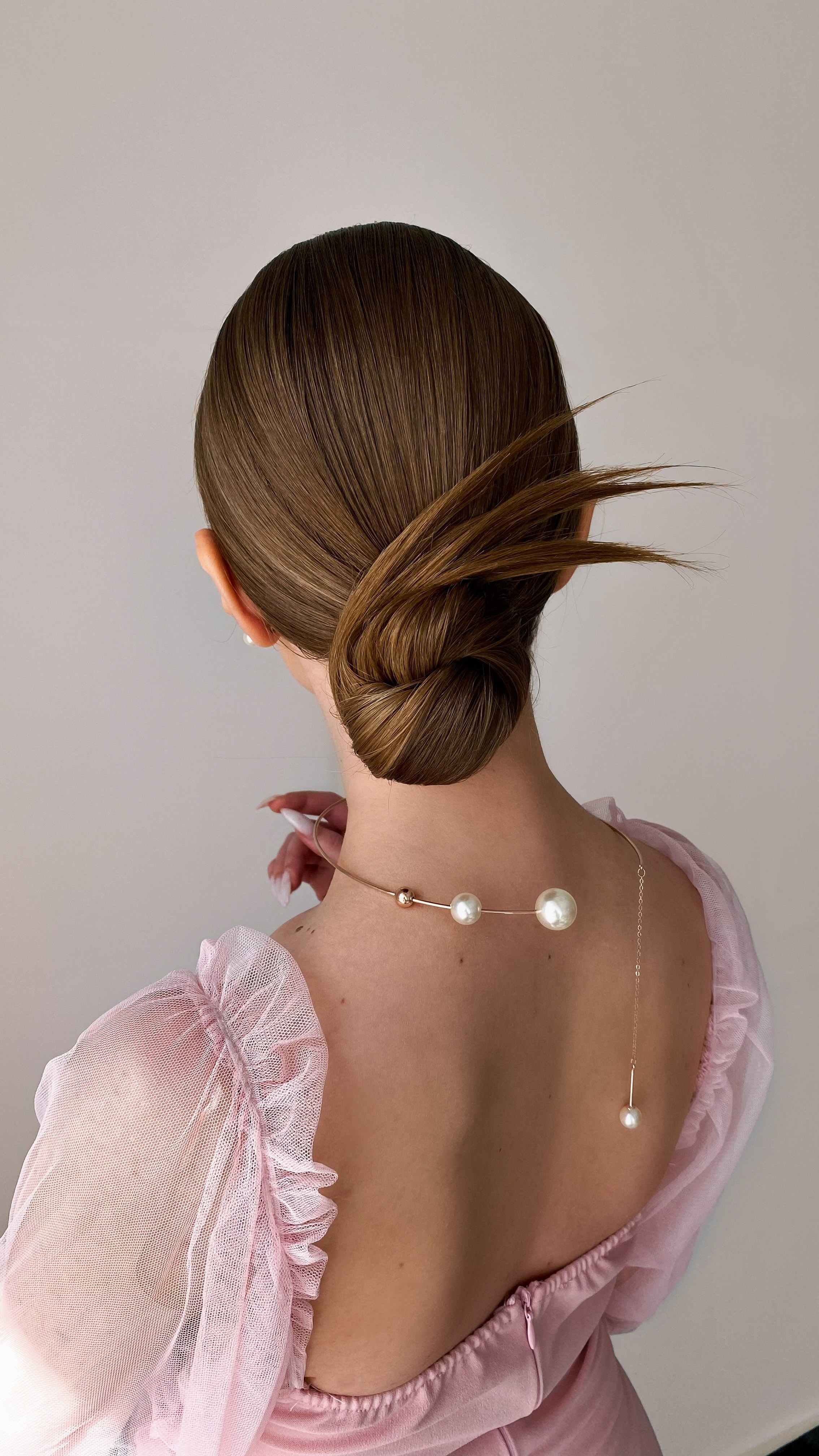 Собранные прически. Свадебный стилист по прическам и макияжу в Ростове-на-Дону Даниэла Дар