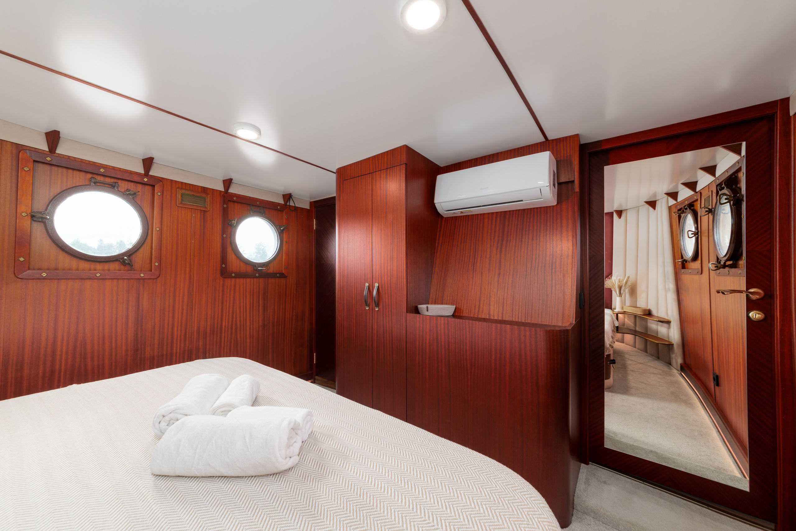 Фотосъёмка судна, яхты для бизнеса