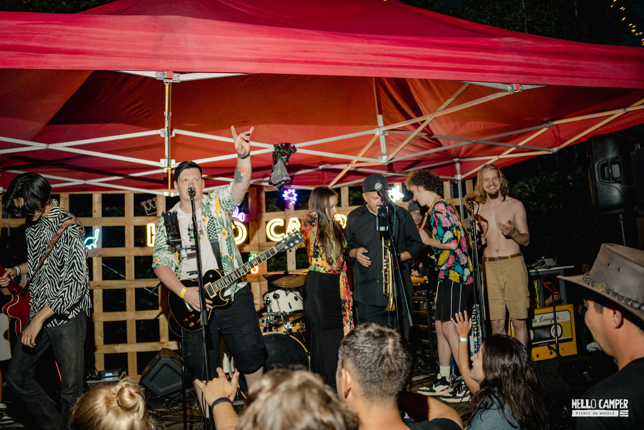 Фестиваль Hello Camper 2024 открытие. Репортажный и портретный фотограф в Санктпетербурге. Видиосъемка мероприятий в Санкт-Петербурге