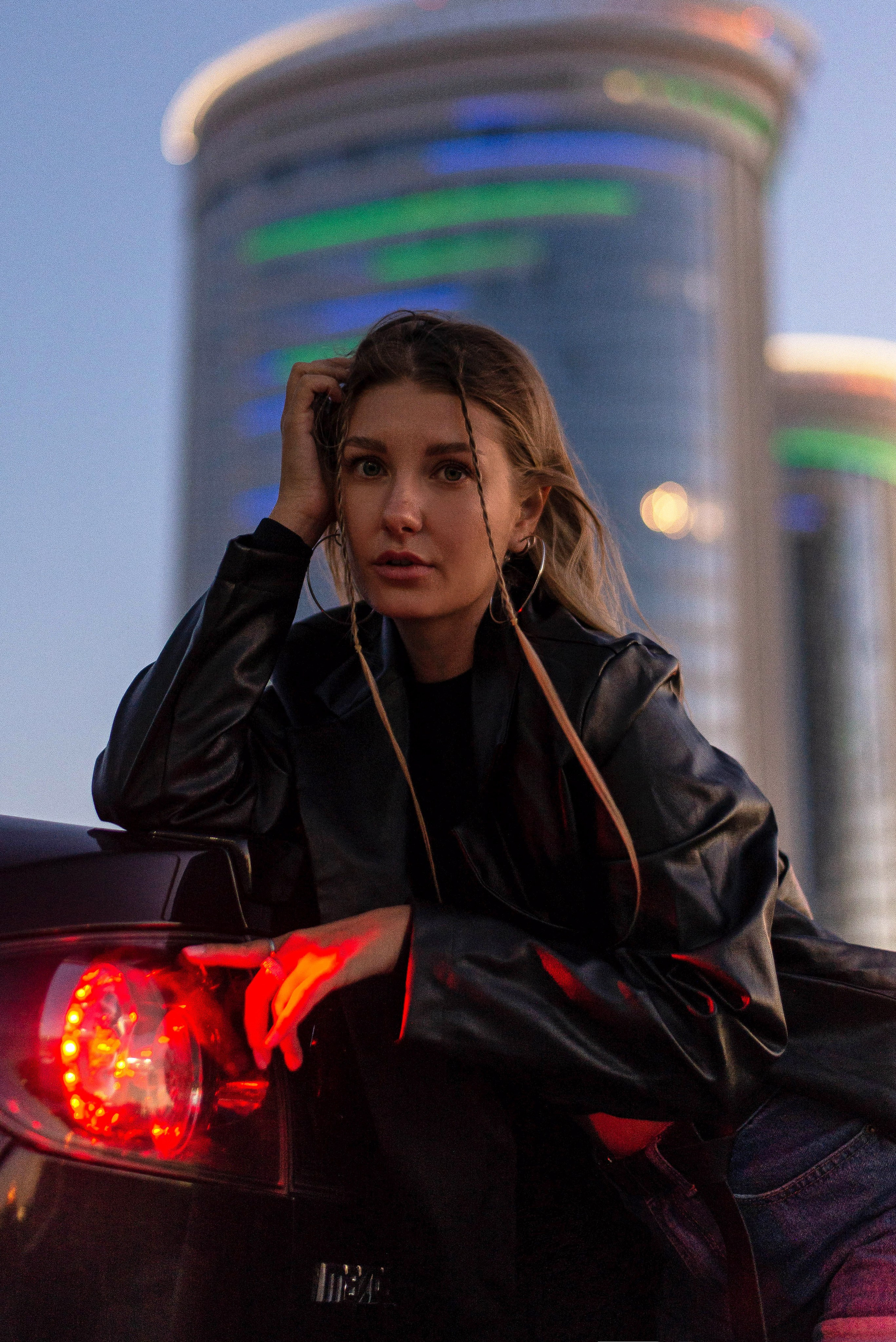 Смотреть серию. ЖЕНСКИЙ ФОТОГРАФ КРИСТИНА ВИГЕЛЬ