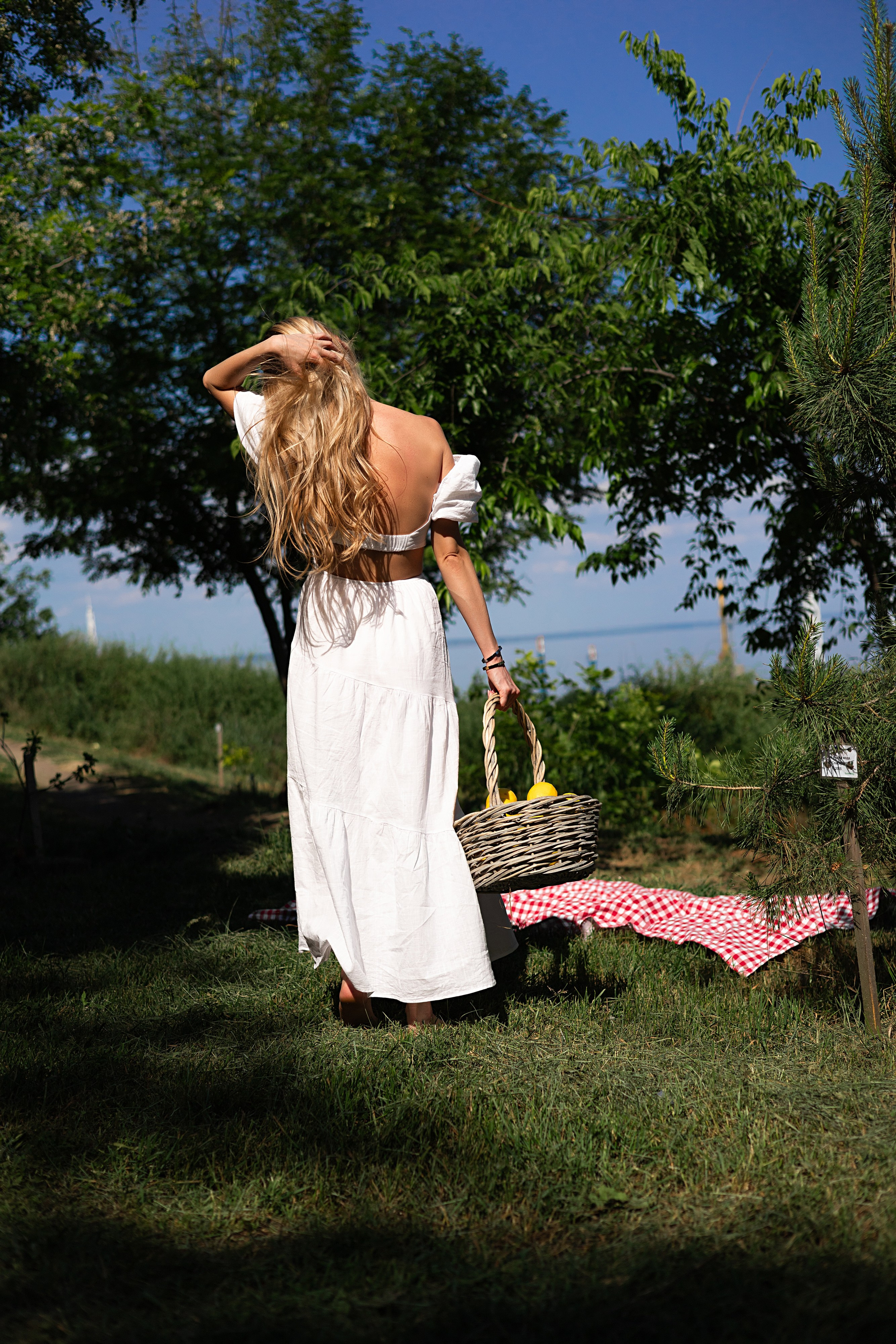 Съемки на улице. Анна Злищева