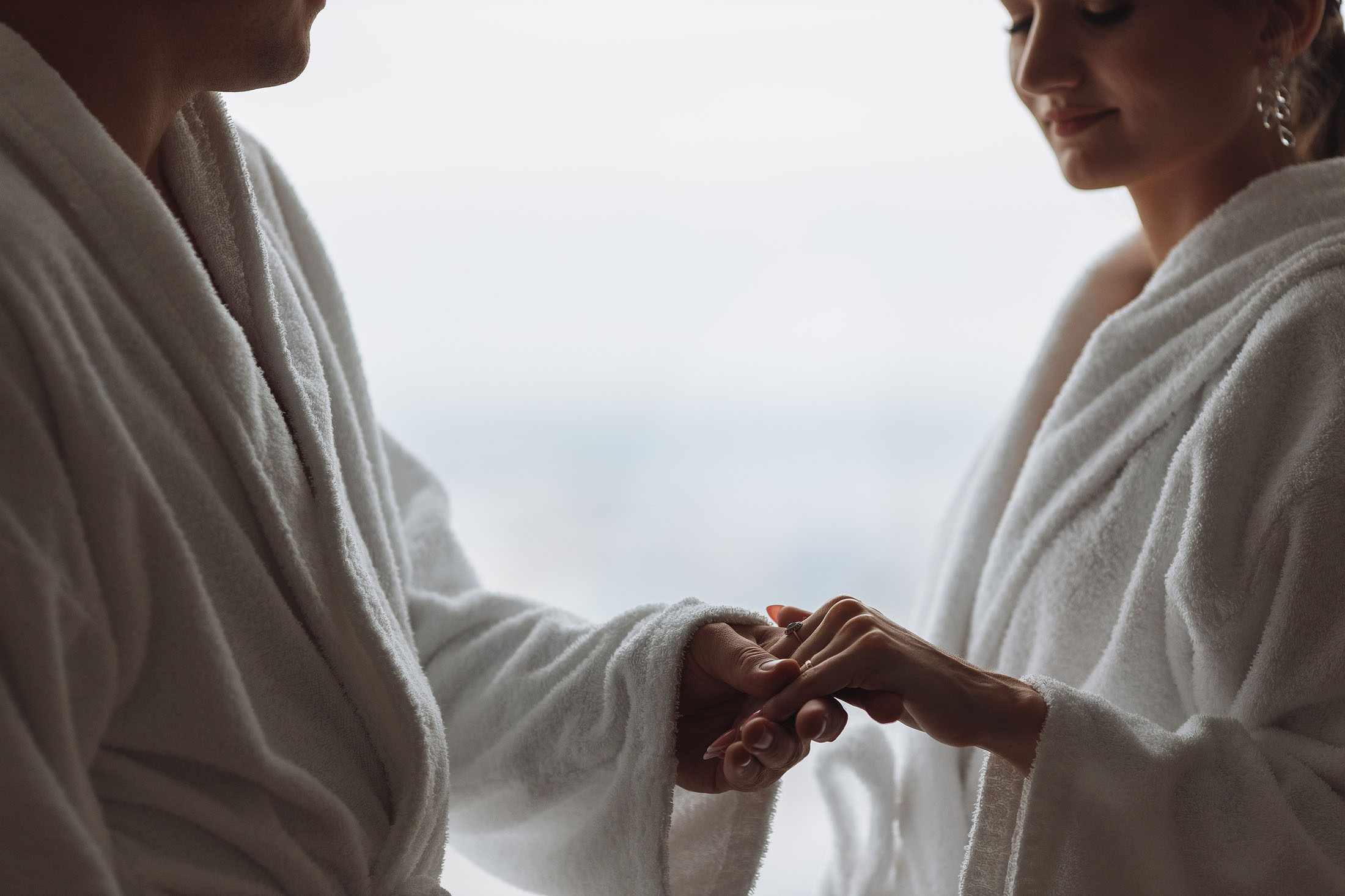 предложение руки и сердца