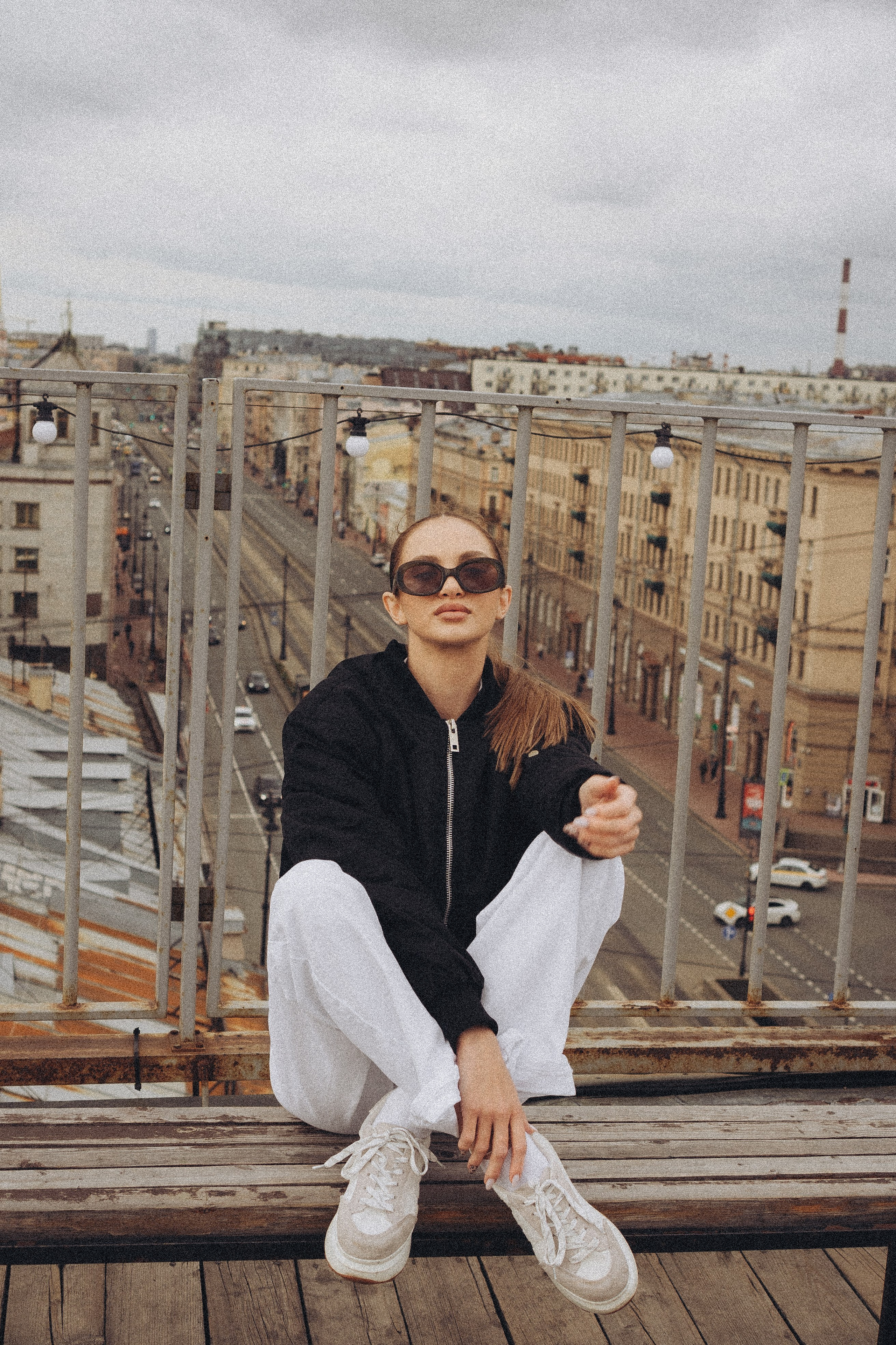 МЫ ГУЛЯЛИ ПРО КРЫШАМ ПИТЕРА. Профессиональный фотограф, Санкт-Петербург — Виктория Богомолова