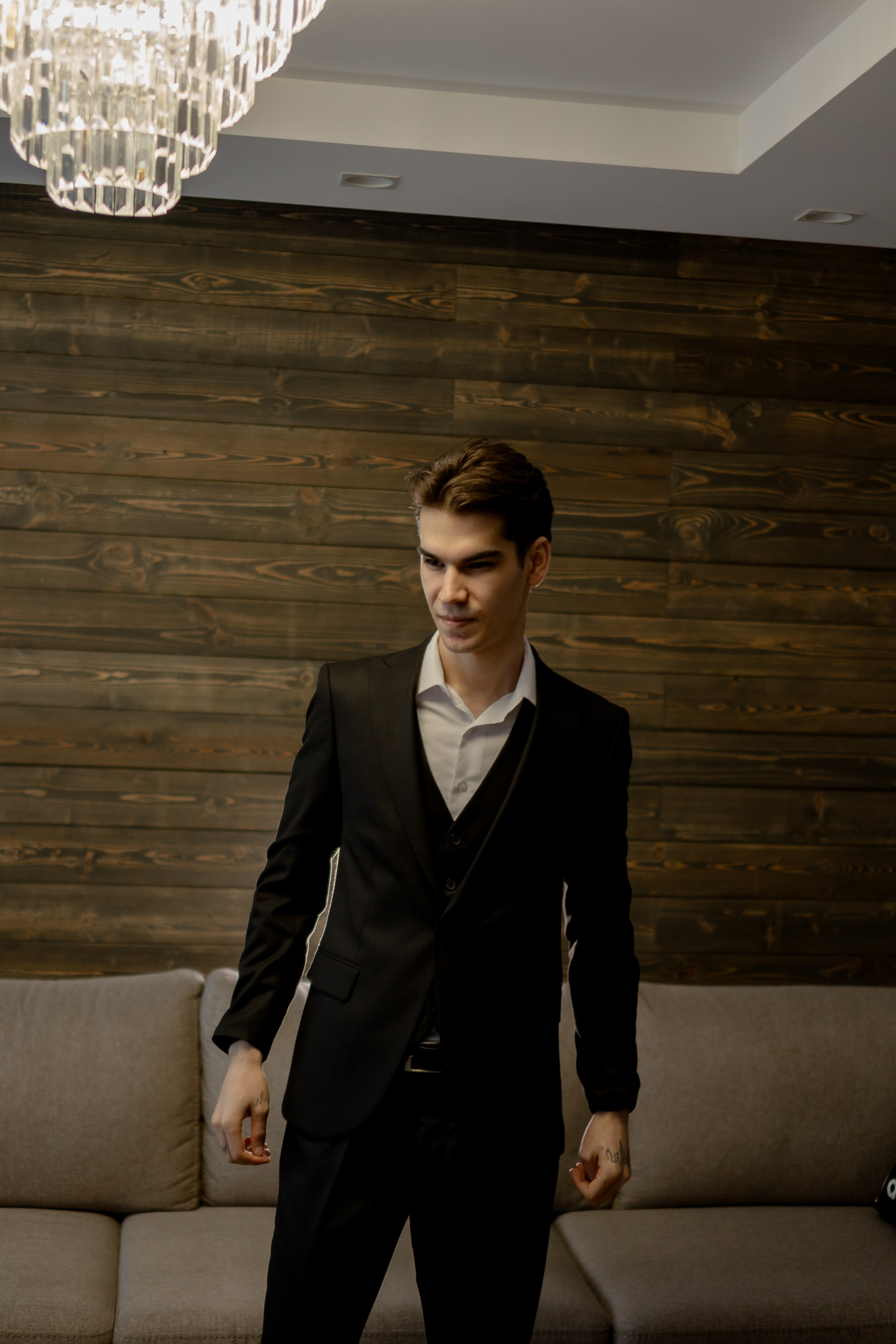 СВАДЕБНАЯ СЬЕМКА СБОРОВ В ОТЕЛЕ И ВЫЕЗД НА ЦЕРЕМОНИЮ (СНЯТО В СИБИРЕ В НИЖНЕВАРТОВСКЕ). Профессиональный фотограф, Санкт-Петербург — Виктория Богомолова