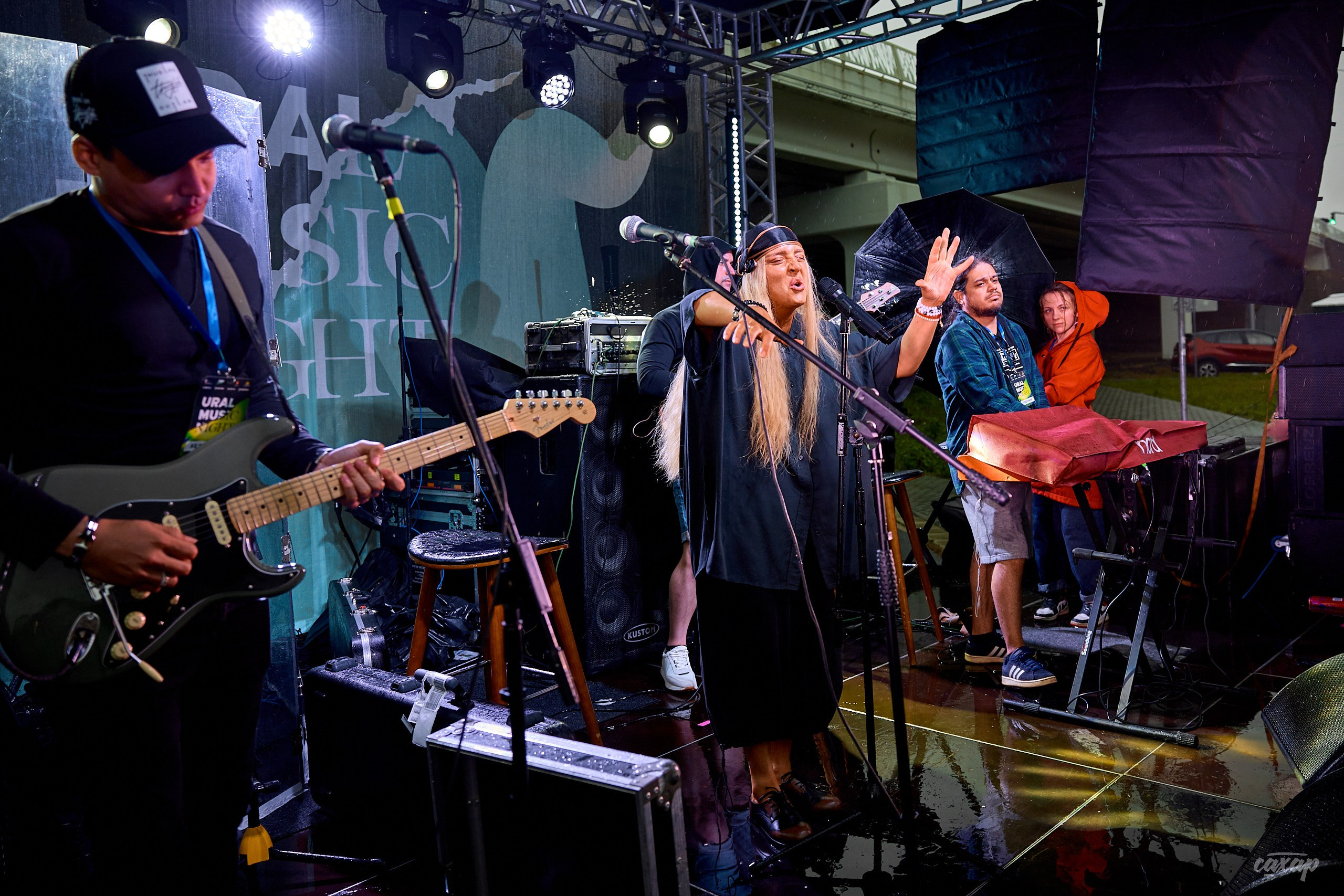 Фестивале Ural Music Night 2024. Профессиональный фотограф в Екатеринбурге Юра Сахар