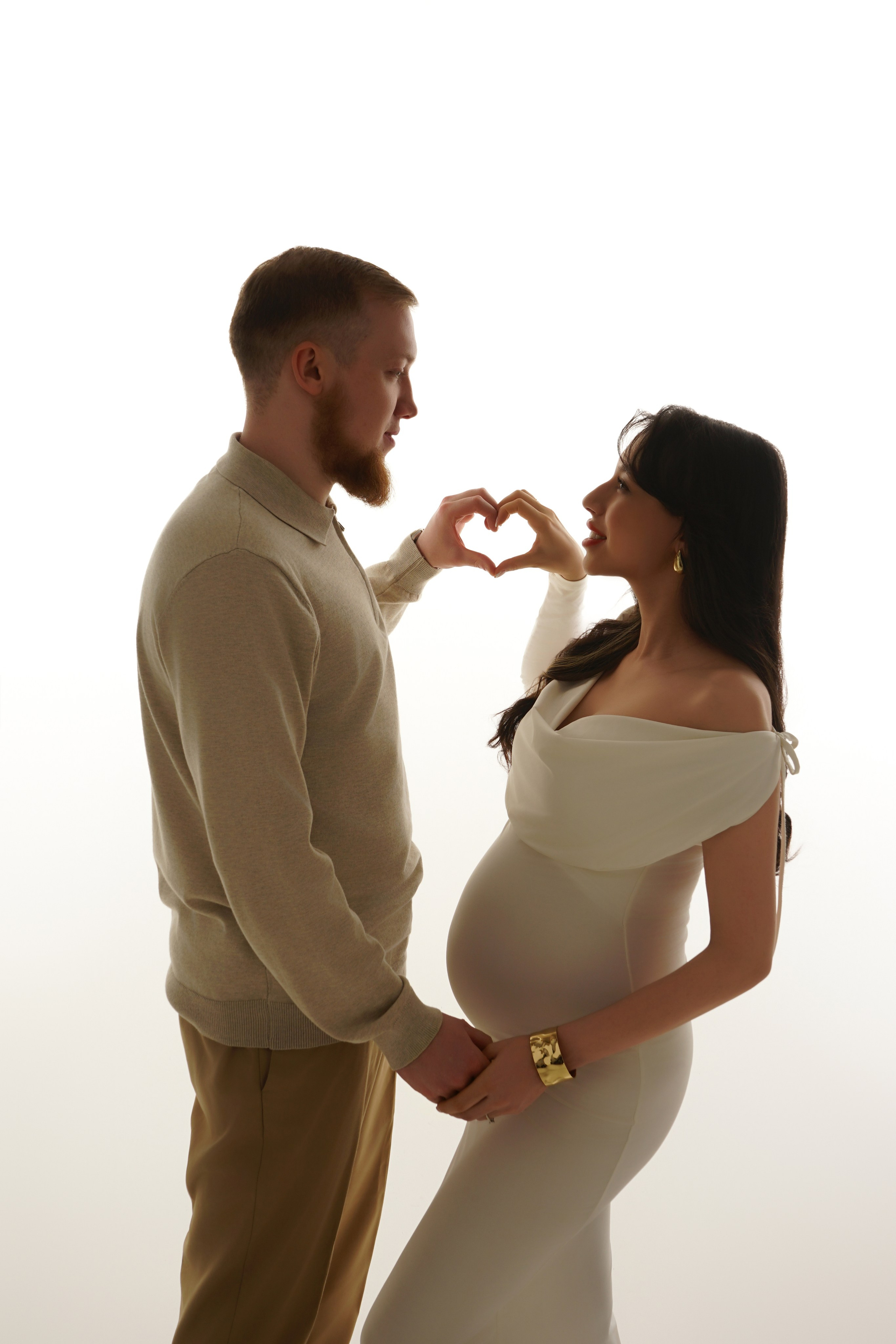 Съёмка беременности в моей фотостудии «НЕБО». Женский фотограф в Химках Алёна Ленёва