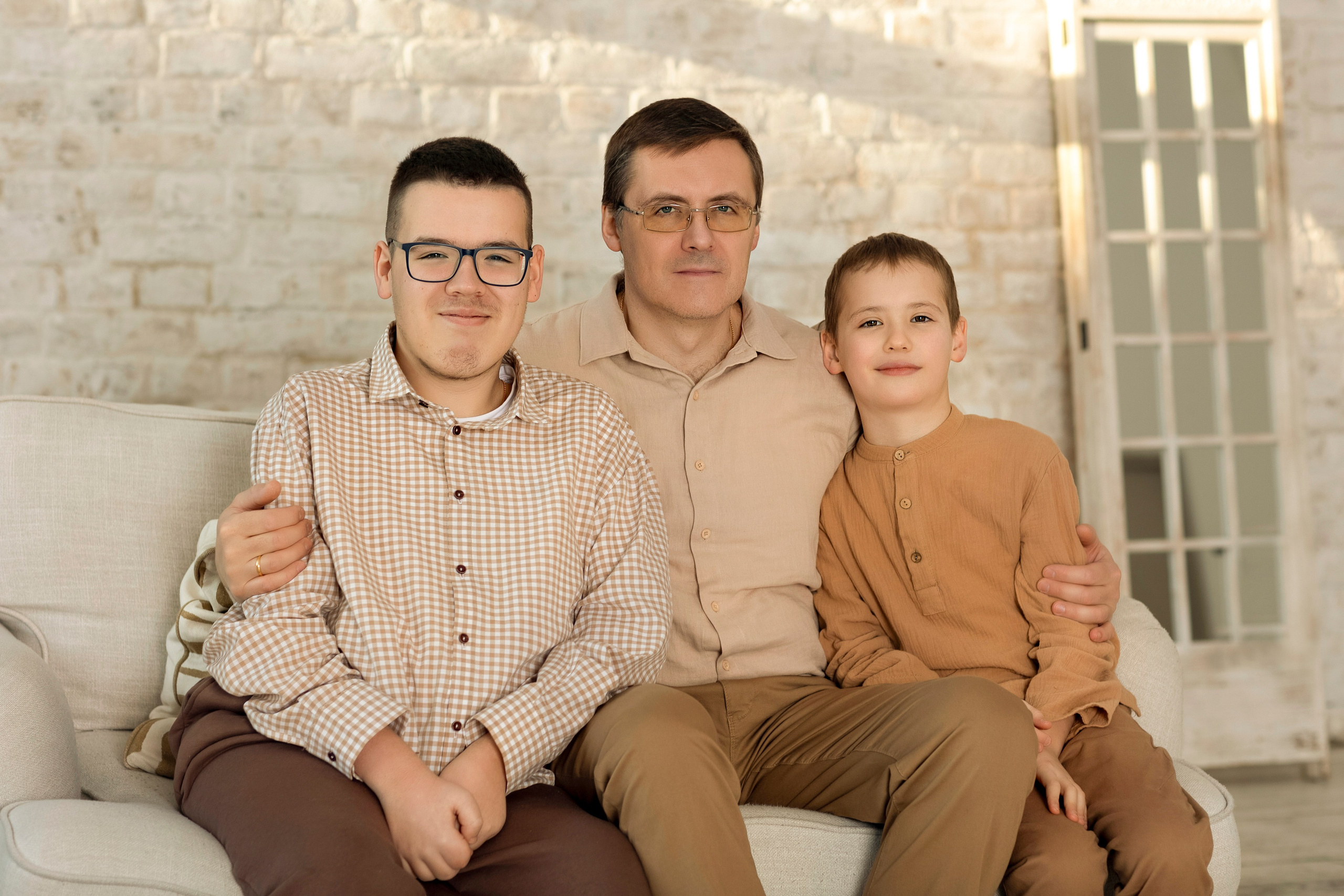 Фотосессия в Cross+Studio зал Люмен. Детский и семейный фотограф г. Москва Оксана Катаджи