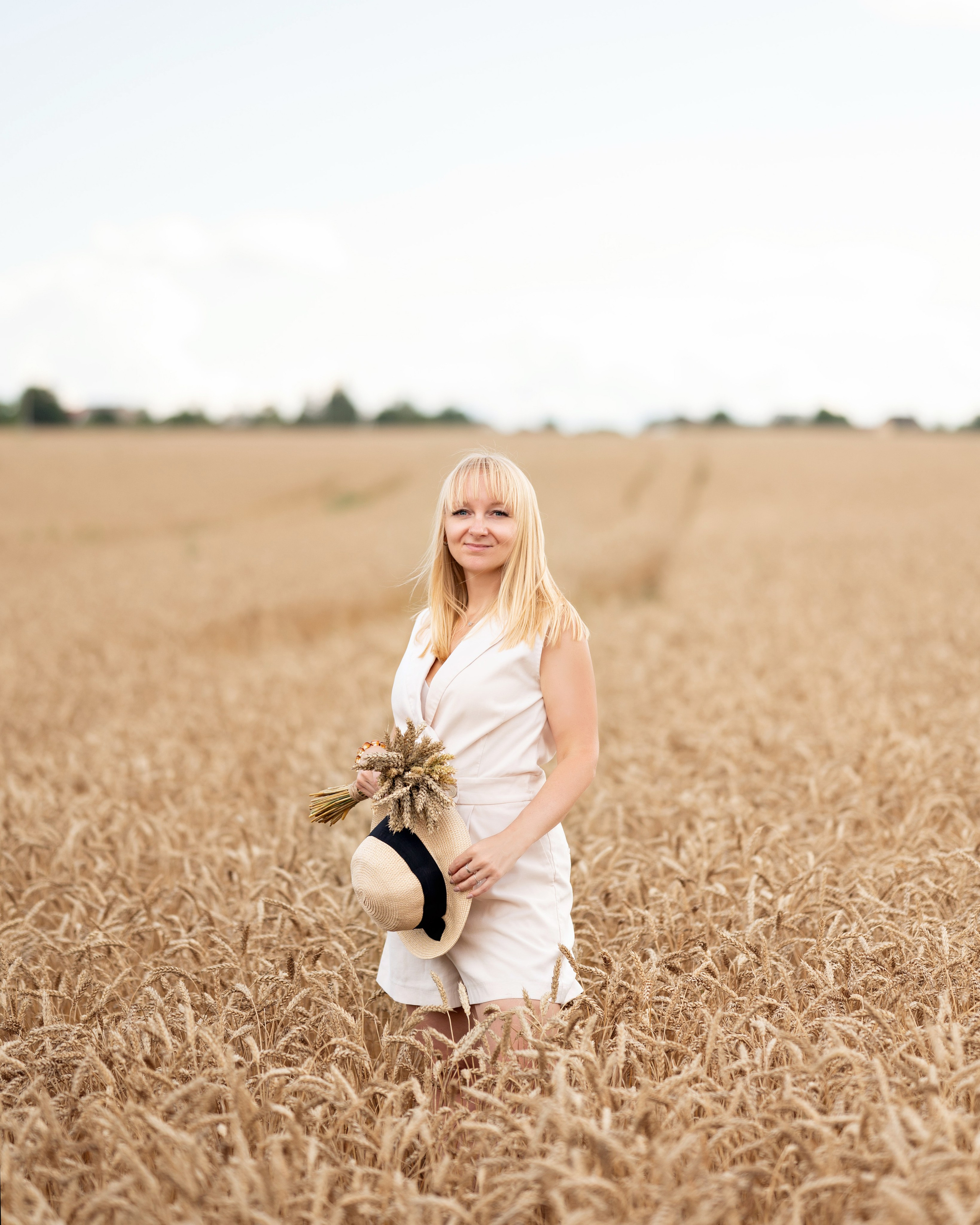 Пшеничное поле. Детский и семейный фотограф г. Москва Оксана Катаджи