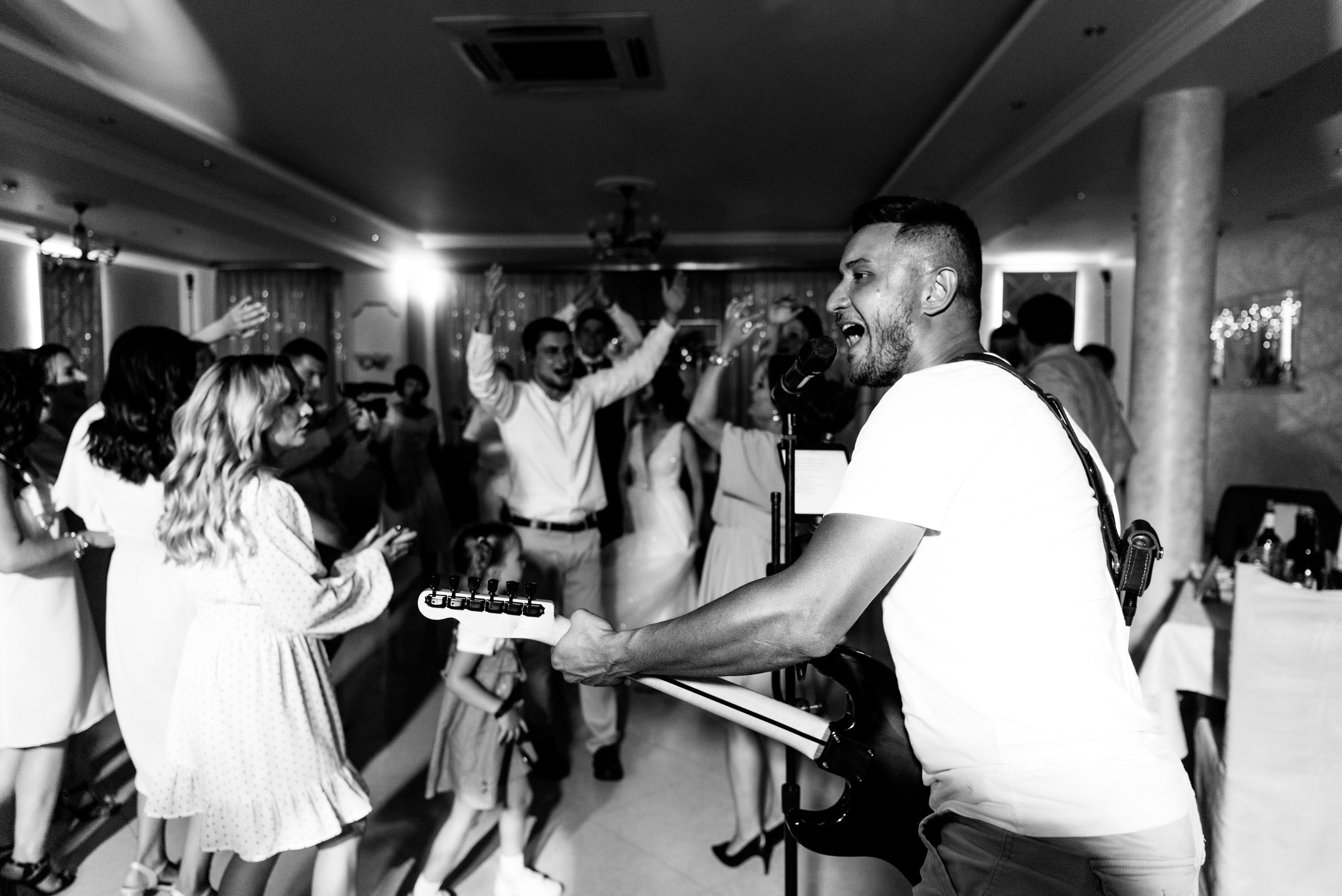 Свадебная фотосессия и выездная регистрация на природе. Свадебный и семейный фотограф в Уфе | Винс Константин | Фотопроекты