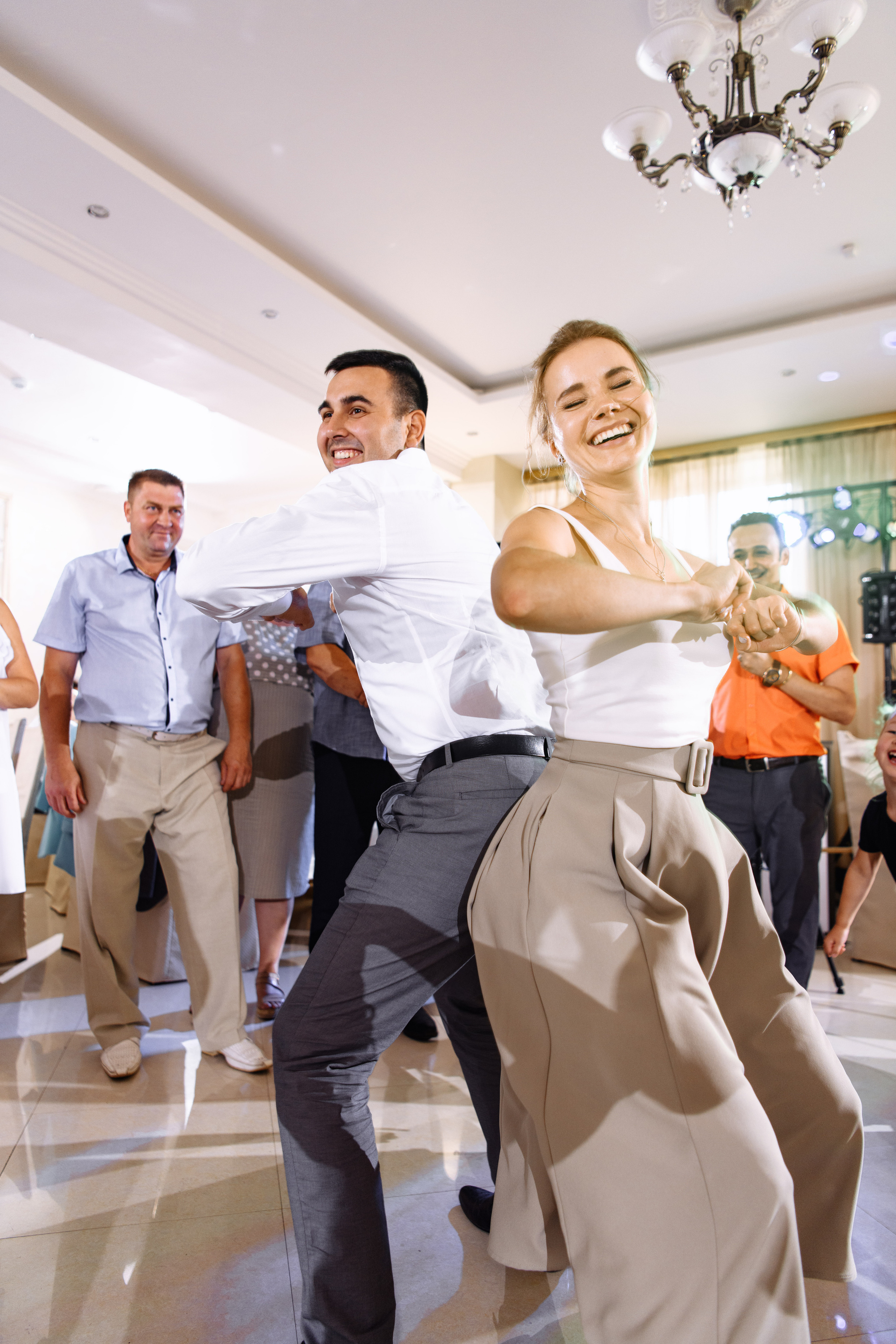 Свадебная фотосессия и выездная регистрация на природе. Свадебный и семейный фотограф в Уфе | Винс Константин | Фотопроекты