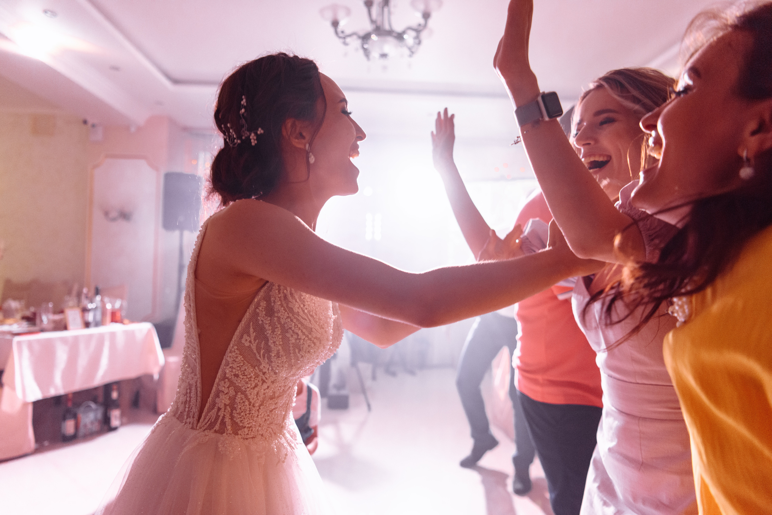 Свадебная фотосессия и выездная регистрация на природе. Свадебный и семейный фотограф в Уфе | Винс Константин | Фотопроекты