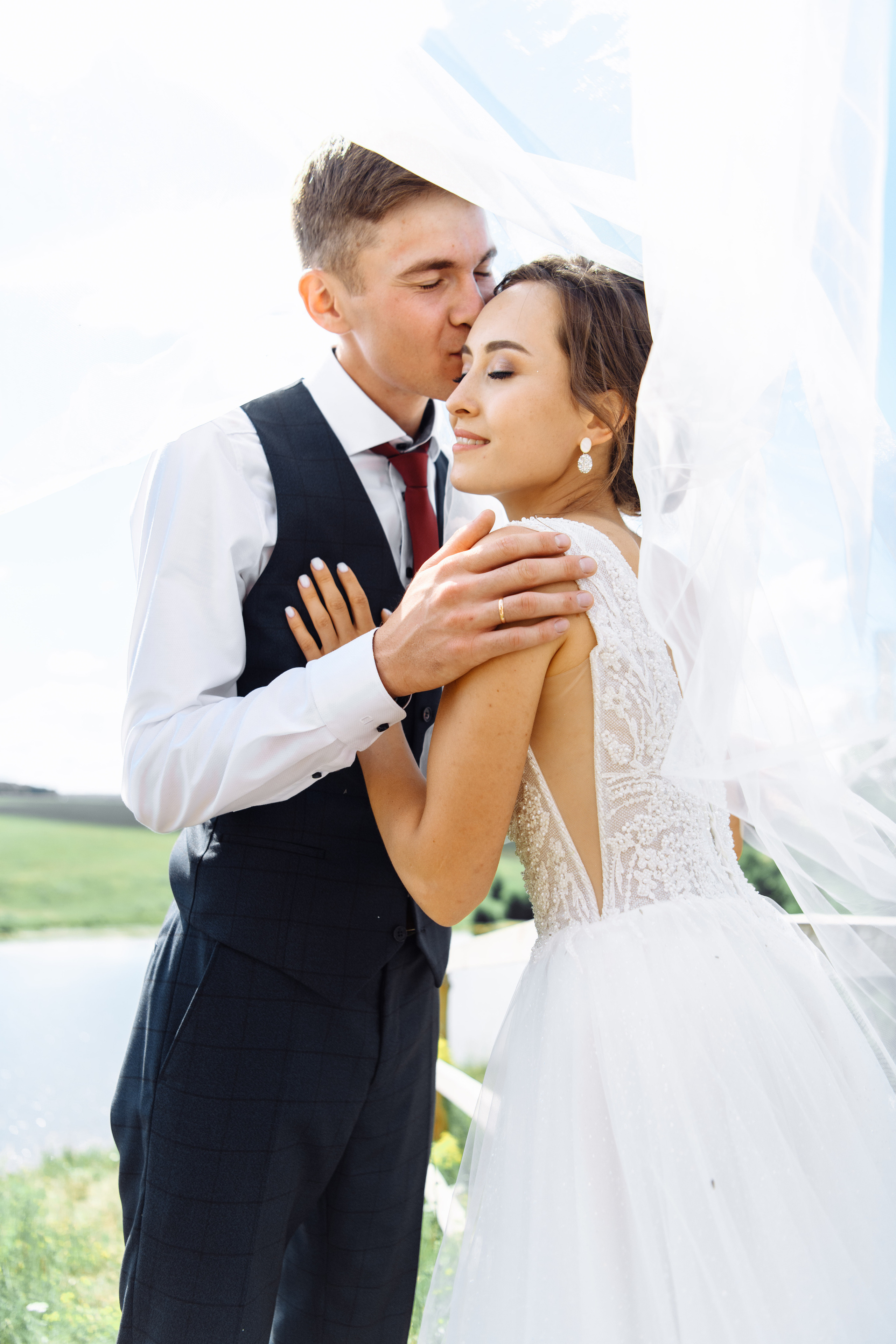 Свадебная фотосессия и выездная регистрация на природе. Свадебный и семейный фотограф в Уфе | Винс Константин | Фотопроекты