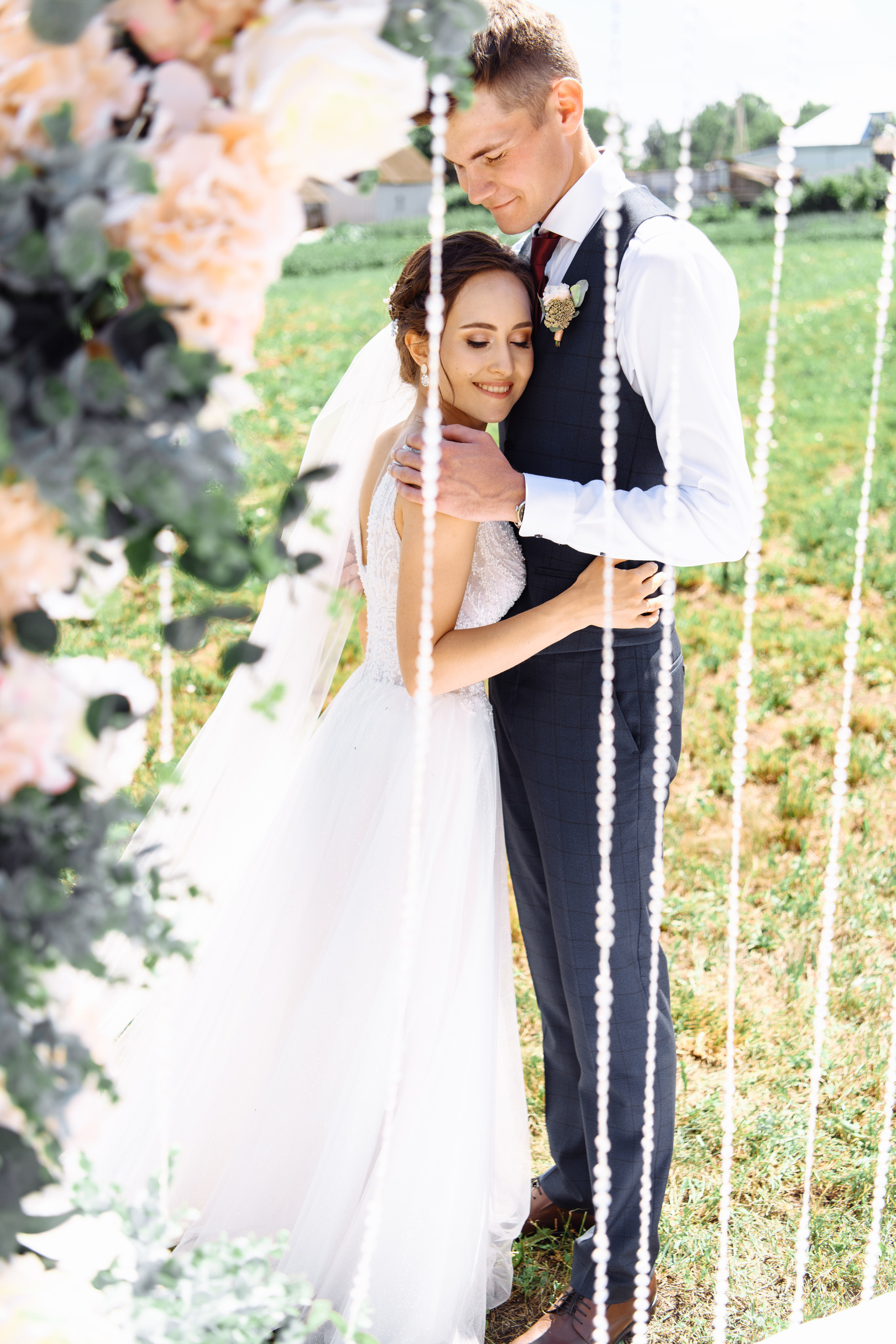 Свадебная фотосессия и выездная регистрация на природе. Свадебный и семейный фотограф в Уфе | Винс Константин | Фотопроекты