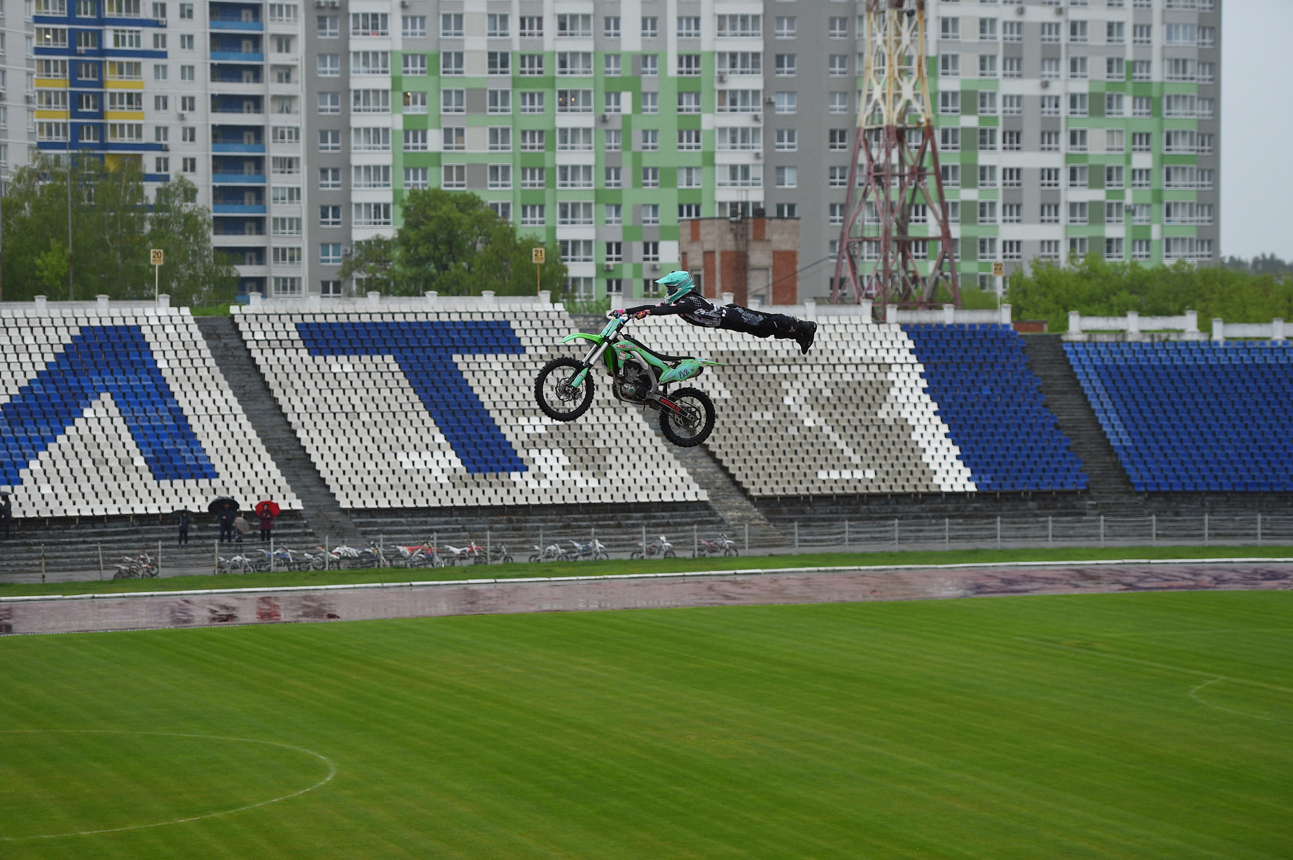 Шоу Безумцев. Ижевск. 2022.05.28. Спортивный репортажный фотограф в Ижевске Сергей Мерзляков