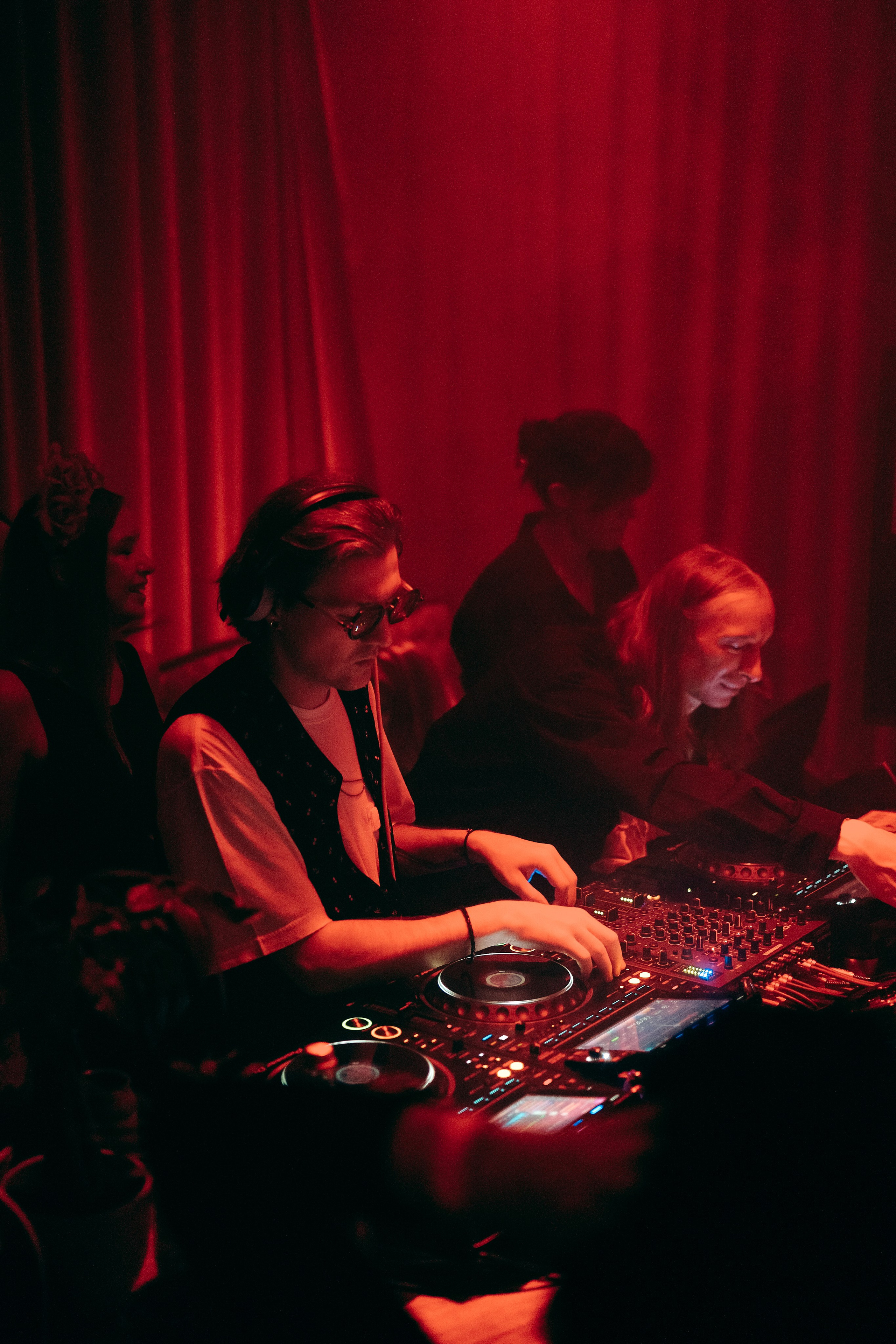 Blanc. Репортажный и клубный фотограф Москва