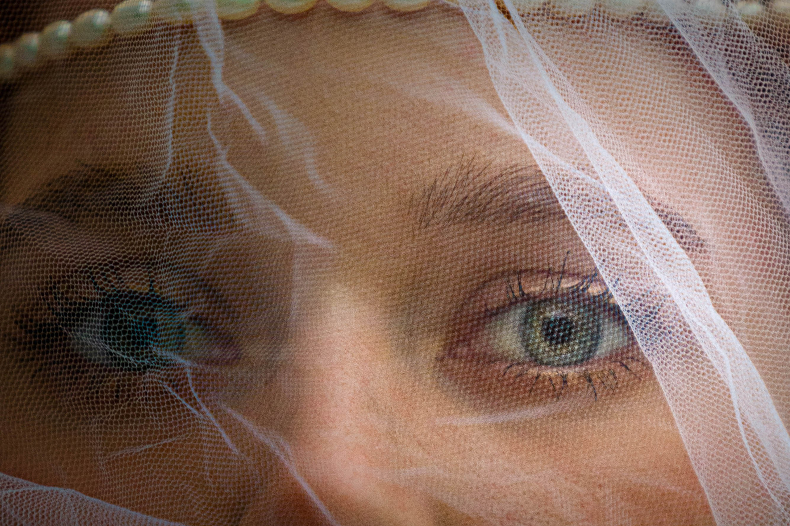 Сбежавшая невеста. Арт-фотограф Крис Л. в Тобольске: портрет, семейные, свадьбы