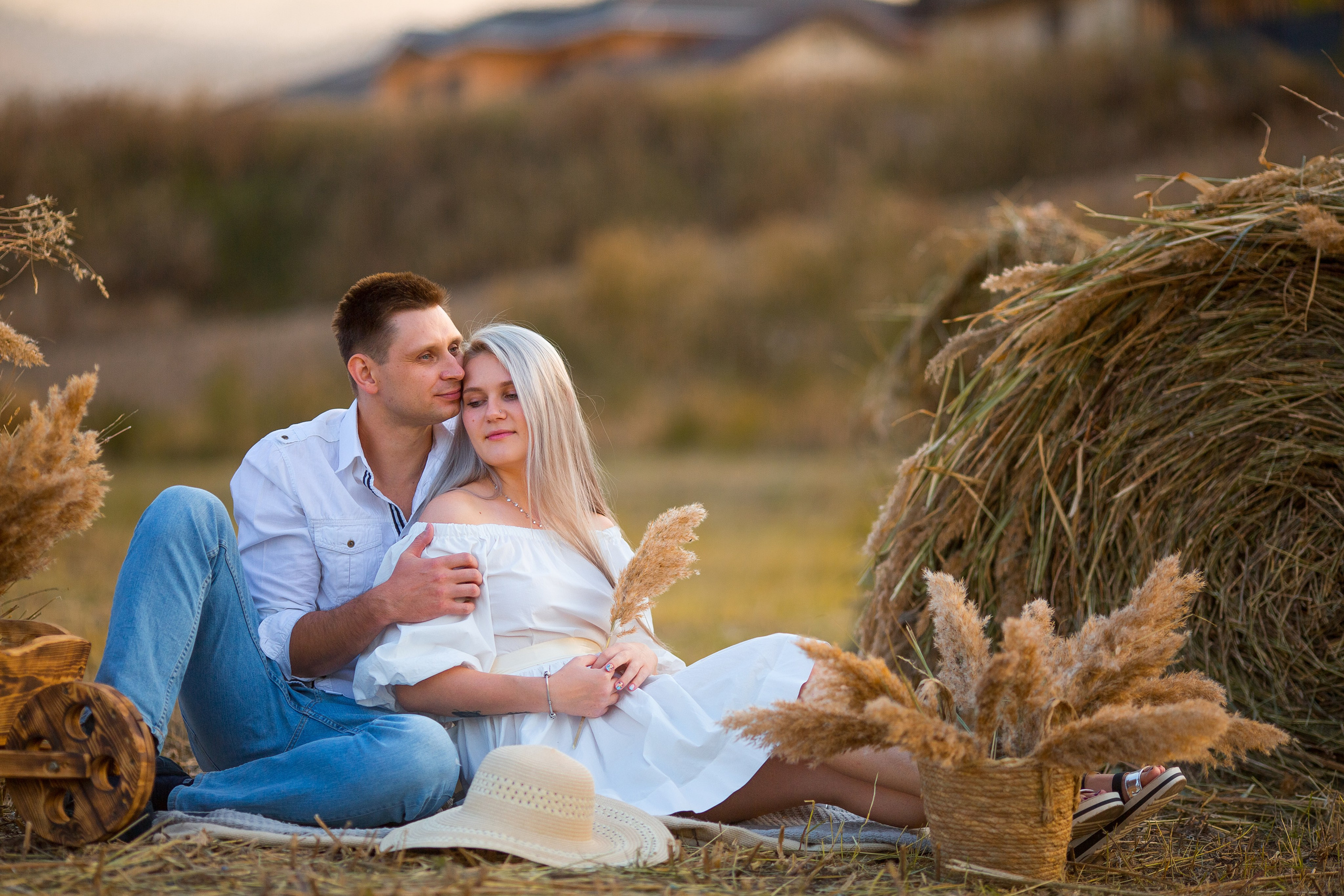 Фотосессия в стогах Алматы. Свадебный и семейный фотограф в Алматы Алексей Балышев