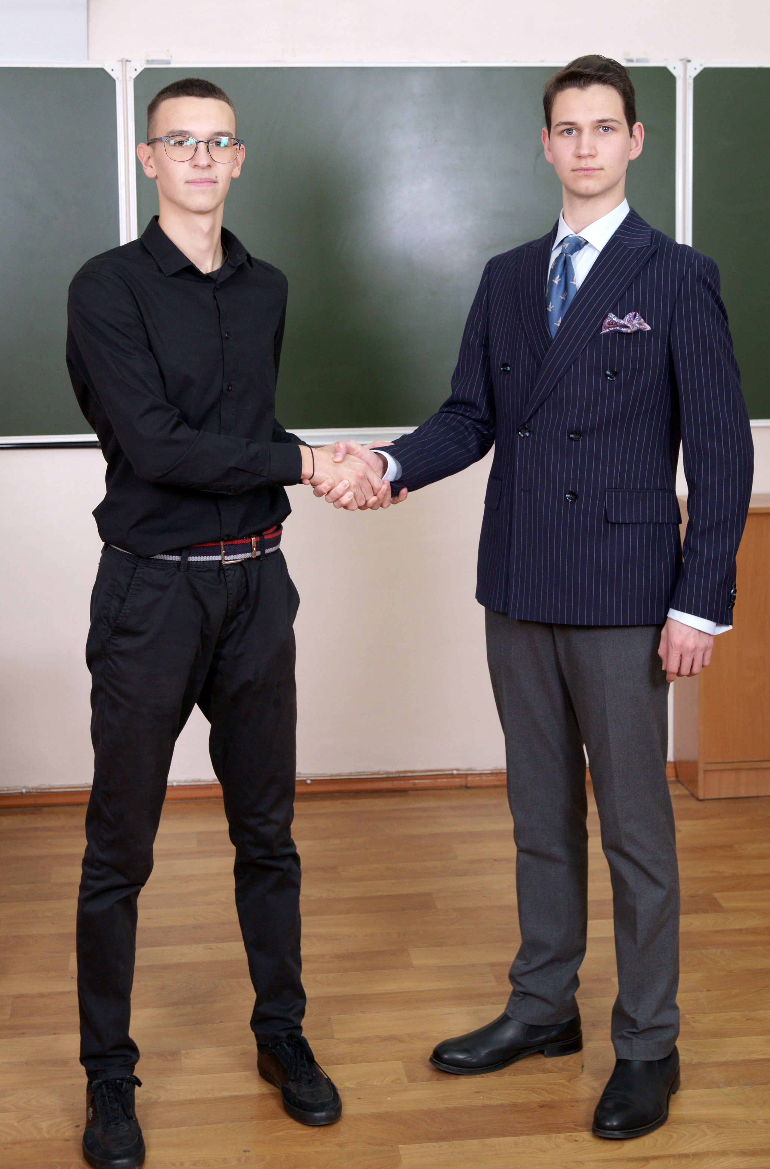 Школьная фотосессия выпускников 9,11 классов в Иркутске