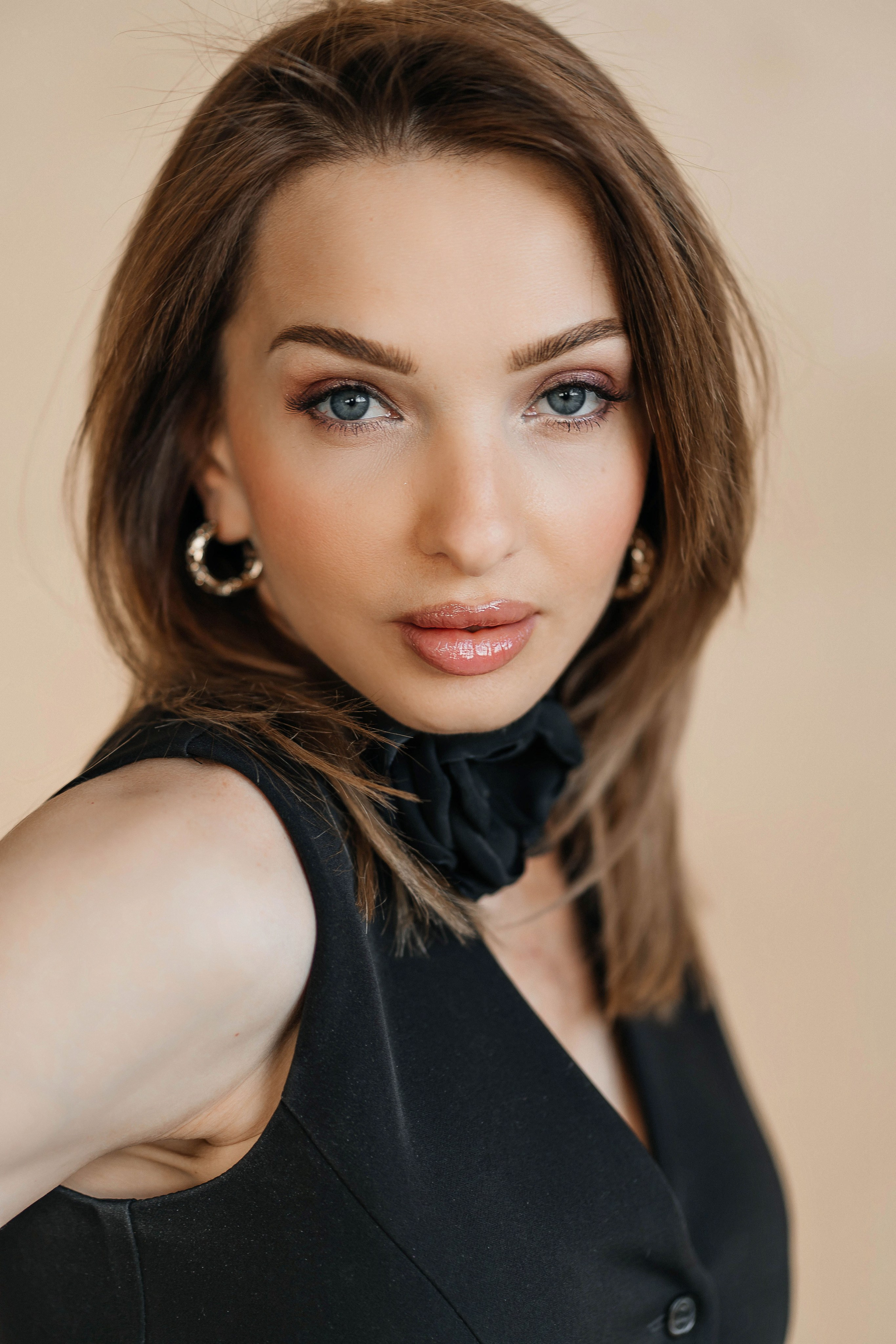 Съемки в интерьере студий. Виктория Алпеева — фотограф по любви