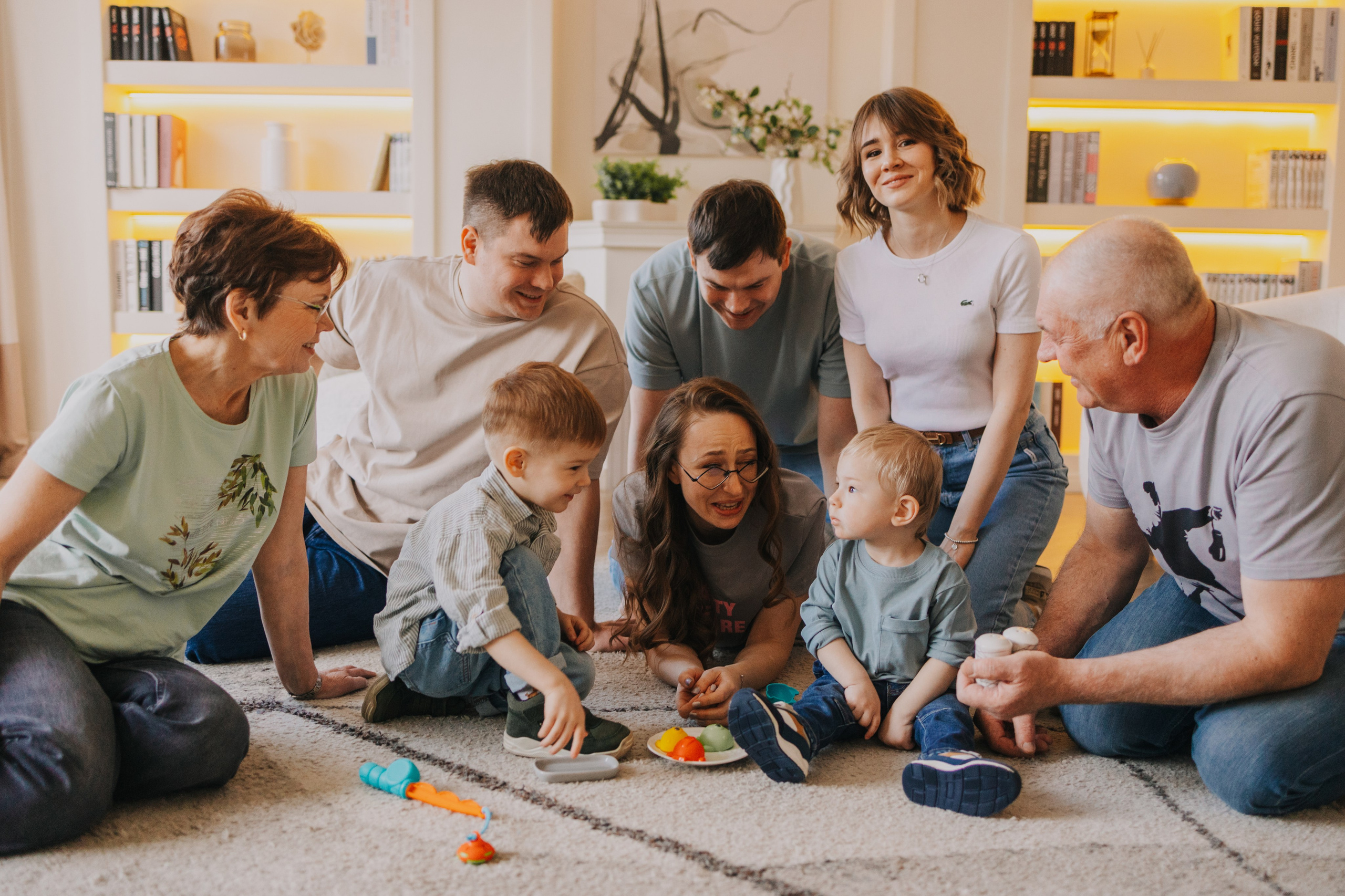 Большая семья. Домашняя фотосессия