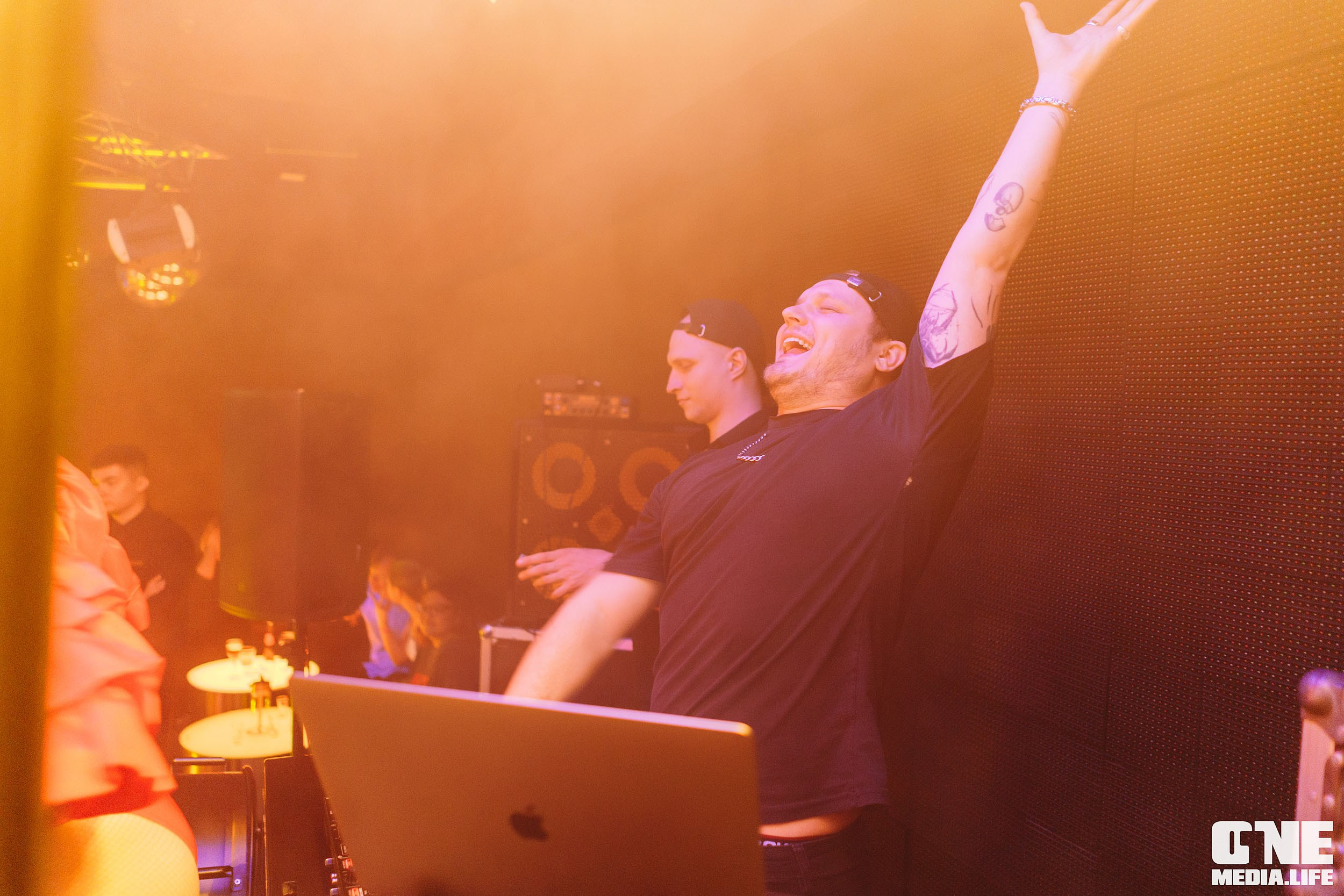 Фоторепортаж из РК Планета. One Media Life: фоторепортажи, фотоотчеты с мероприятий и заведений