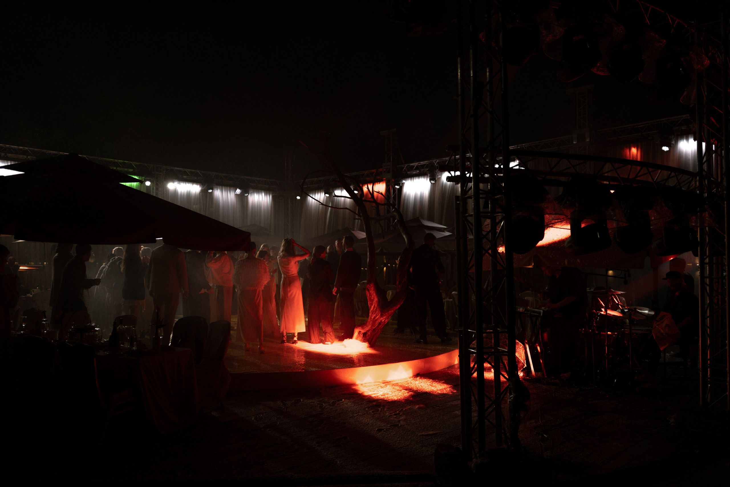 Masha+Vitalya 19/05/25. Семейный и портретный фотограф в Саратове Сахарова Маша