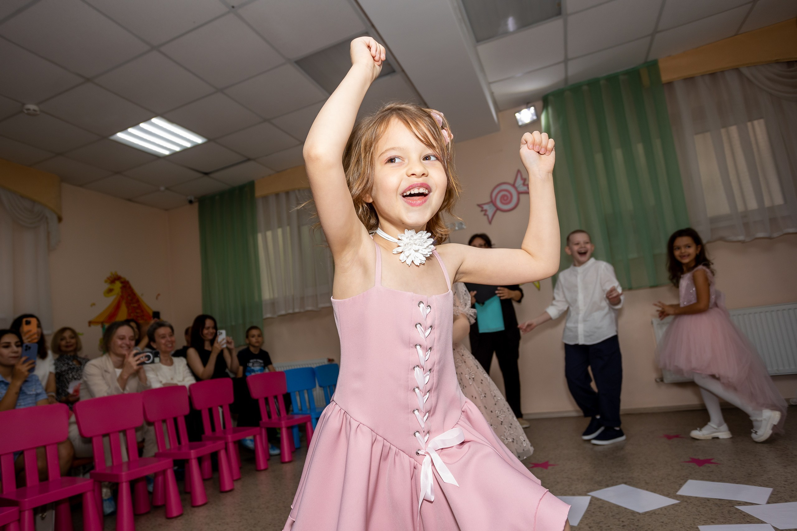 Выпускной Детский сад, 2 часа, 8000. Выпускные альбомы Майкоп, Краснодар Елена Золотарева