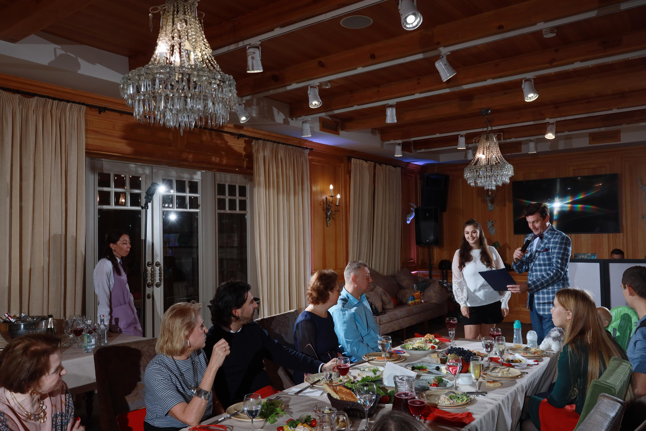 Юбилей. Кристина Киссер |Фотограф | сняла ⩾ 2000 съёмок | главная по атмосфере