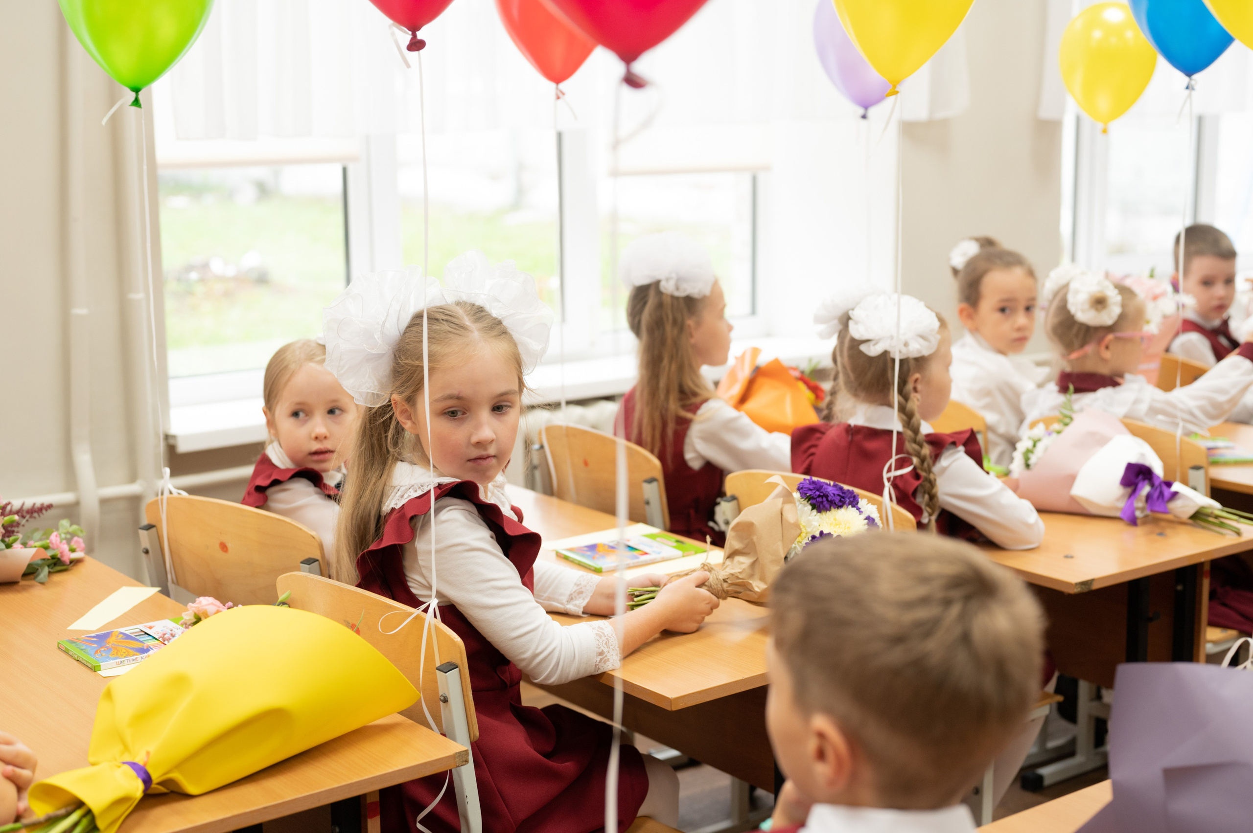 1 сентября 1 К 16 гимназия репортаж, линейка +в классе. Фотограф новорожденных, семейный детский в Тюмени Татьяна Морозова