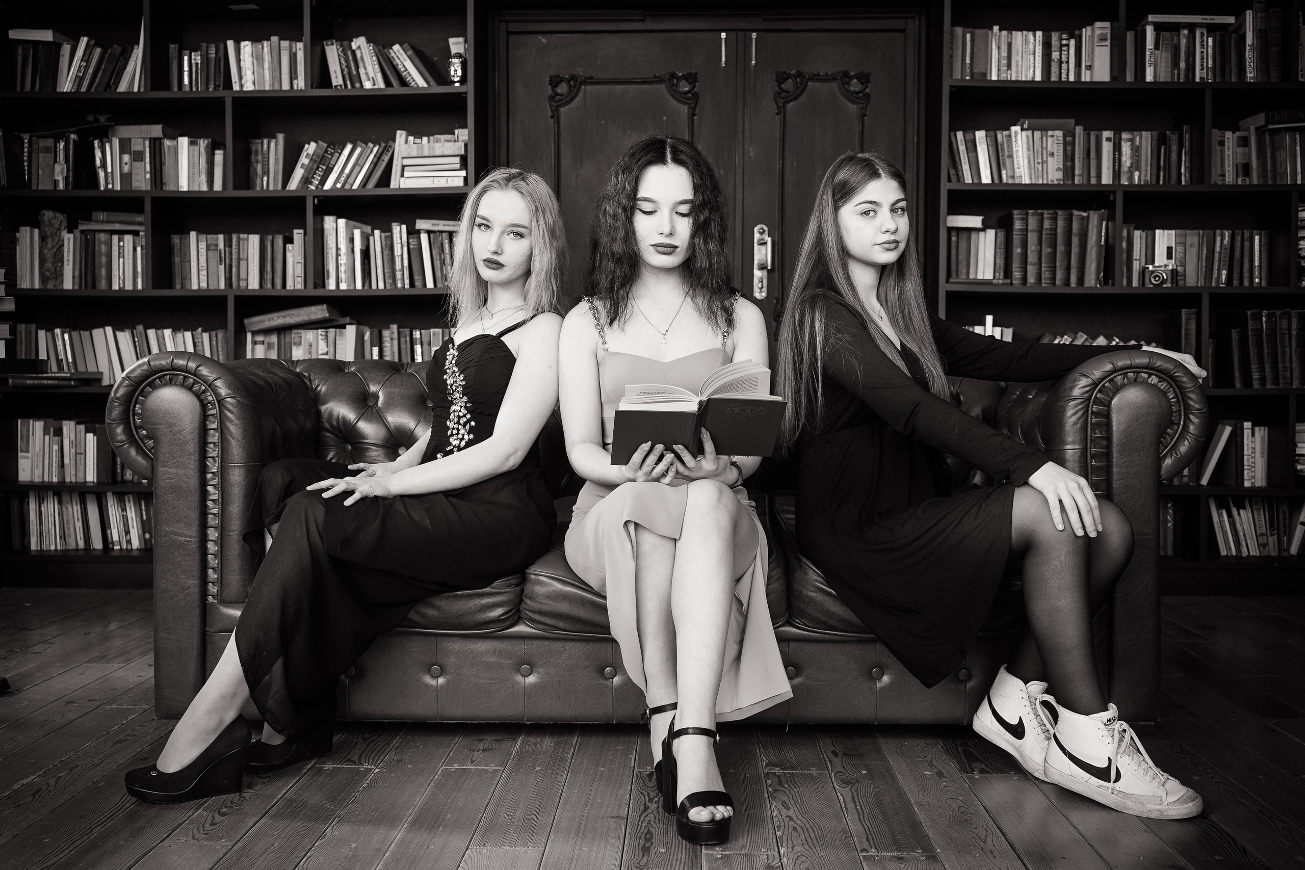 Съемка в фотостудии выпускников 134 школы. Семейный и портретный фотограф в Екатеринбурге Анна Лобанова