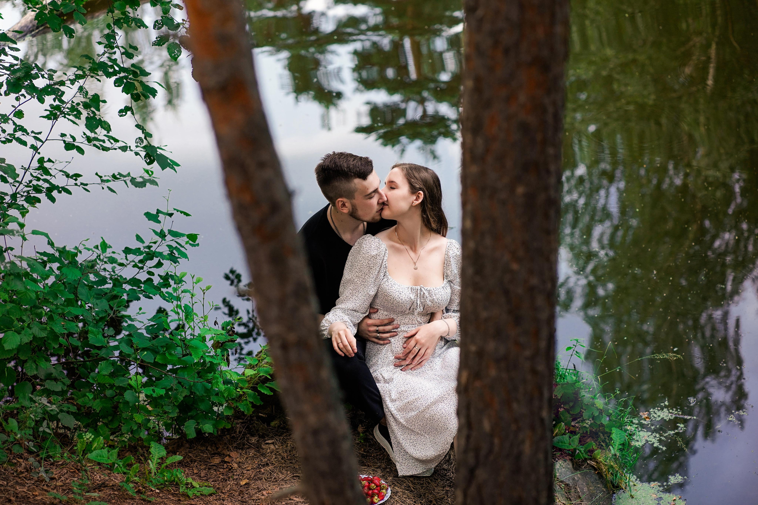 Красивая Lovestory и неожиданный поворот в конце съемки. Семейный и портретный фотограф в Екатеринбурге Анна Лобанова