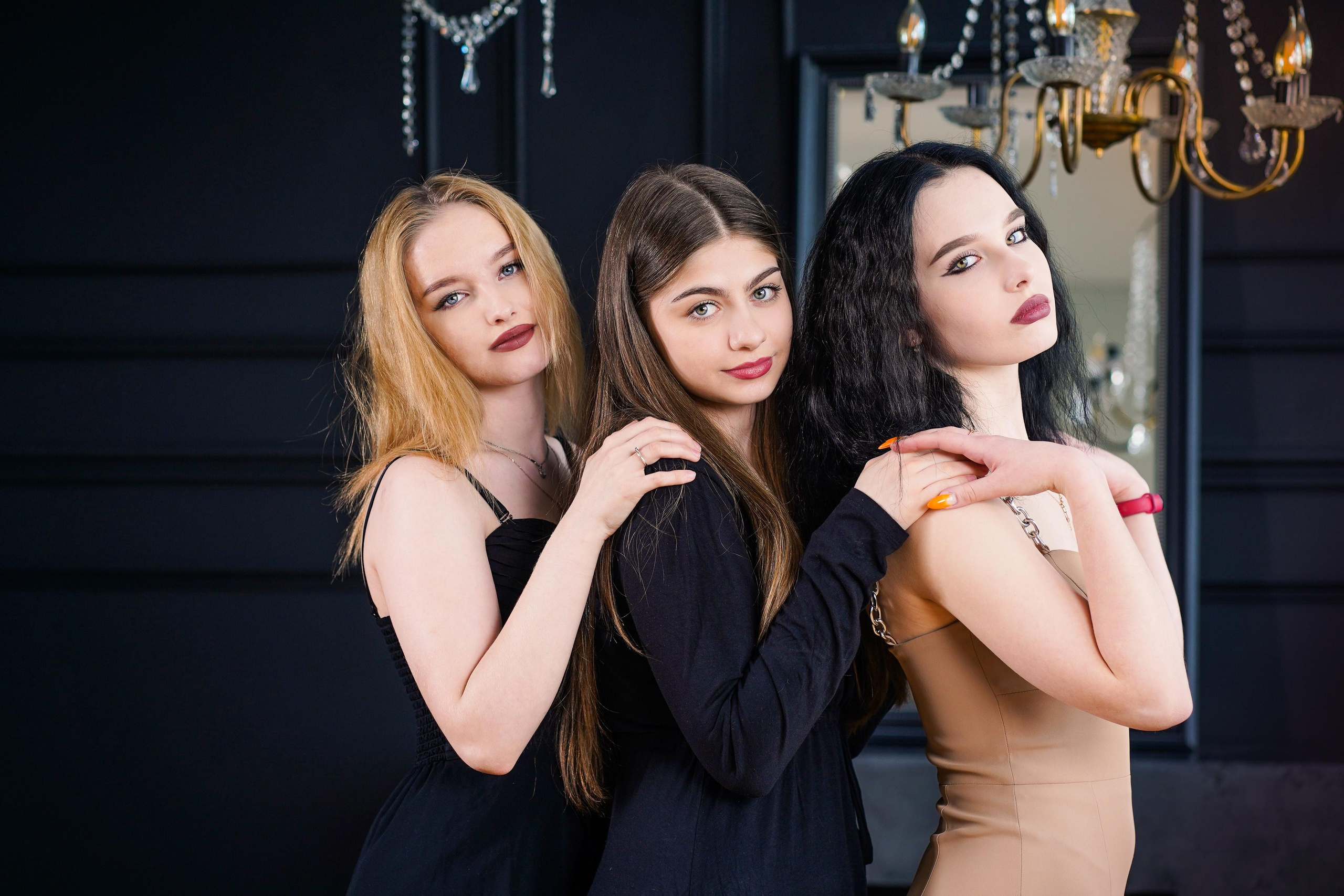 Съемка в фотостудии выпускников 134 школы. Семейный и портретный фотограф в Екатеринбурге Анна Лобанова