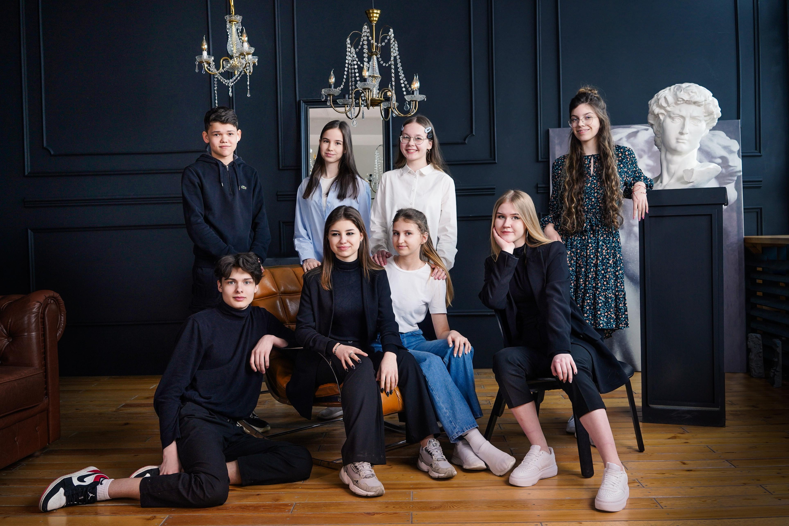 Съемка в фотостудии выпускников 134 школы. Семейный и портретный фотограф в Екатеринбурге Анна Лобанова