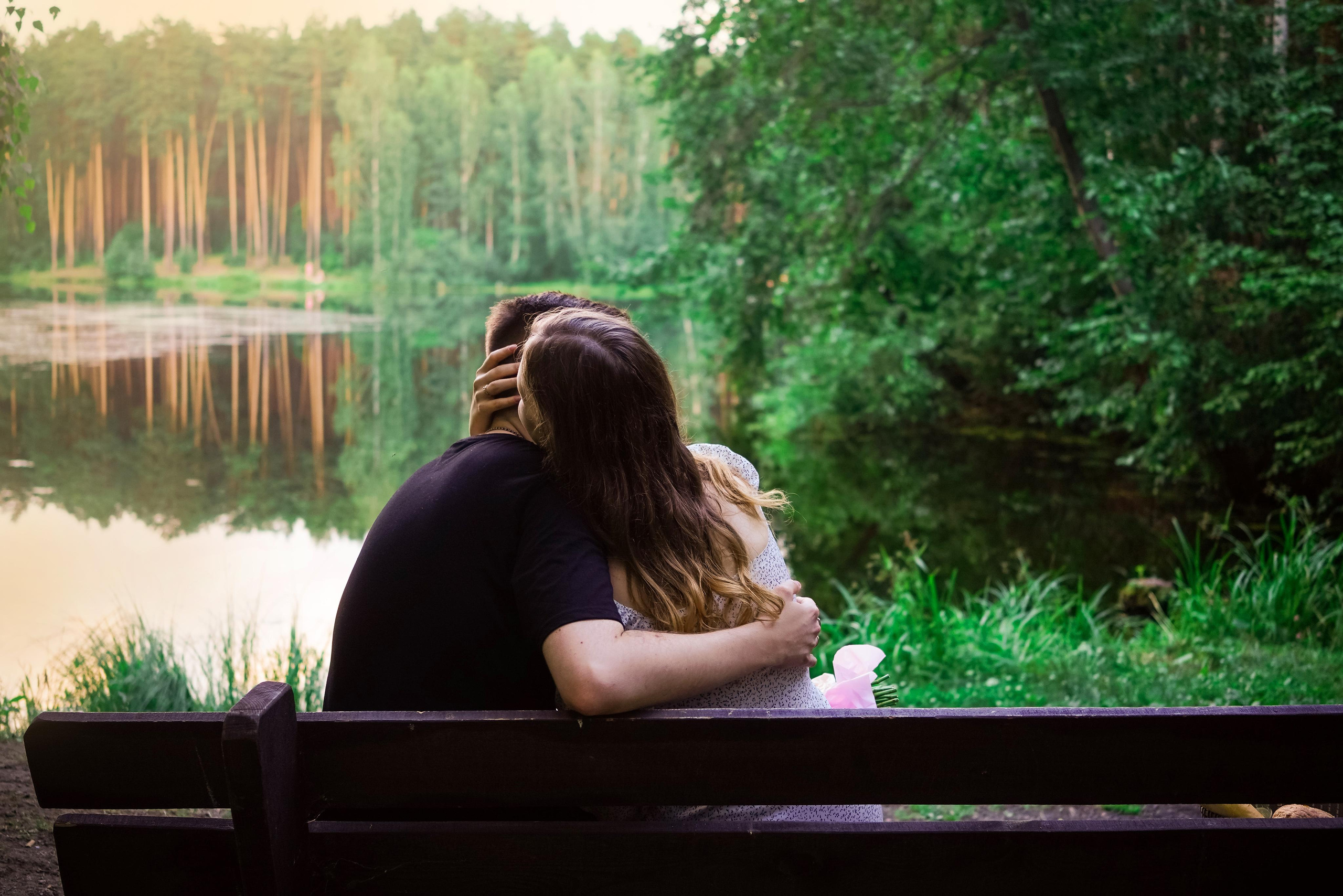 Красивая Lovestory и неожиданный поворот в конце съемки. Семейный и портретный фотограф в Екатеринбурге Анна Лобанова