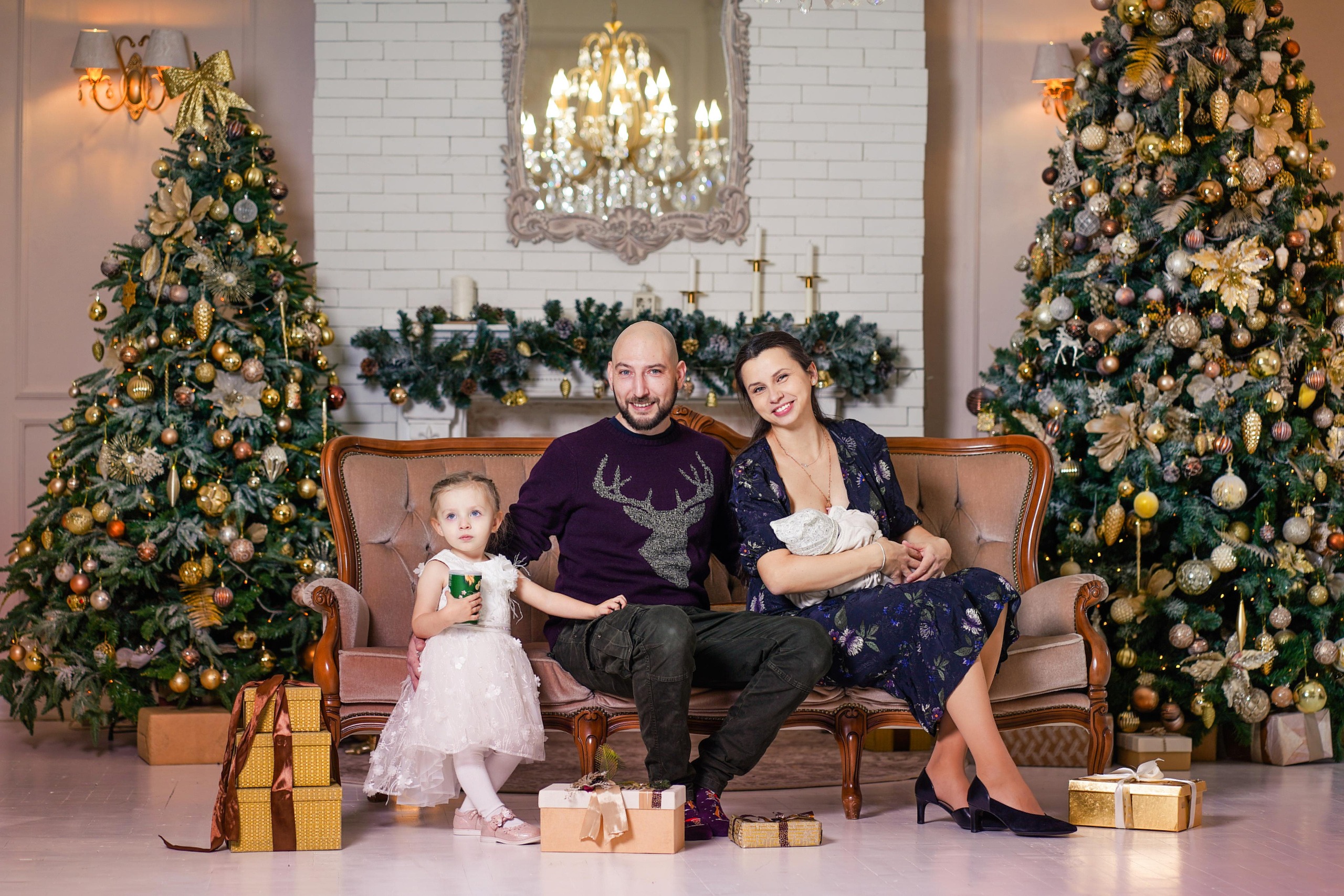 Семейная фотосессия с новорожденным. Семейный и портретный фотограф в Екатеринбурге Анна Лобанова