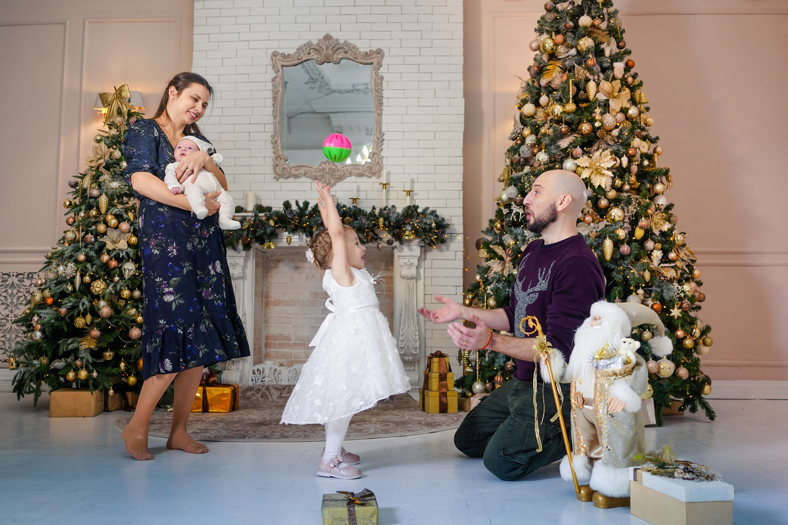 Семейная фотосессия с новорожденным. Семейный и портретный фотограф в Екатеринбурге Анна Лобанова