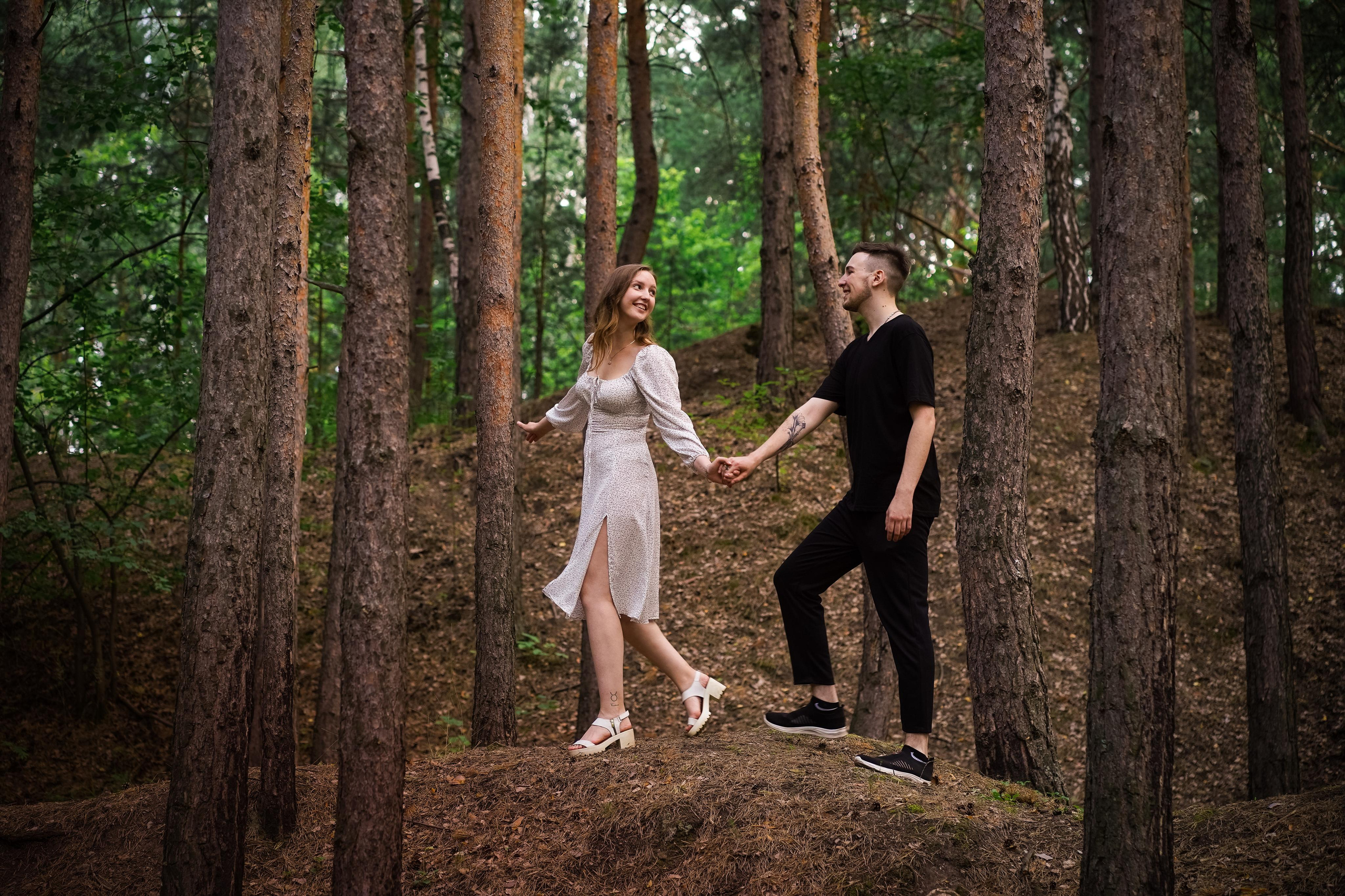 Красивая Lovestory и неожиданный поворот в конце съемки. Семейный и портретный фотограф в Екатеринбурге Анна Лобанова