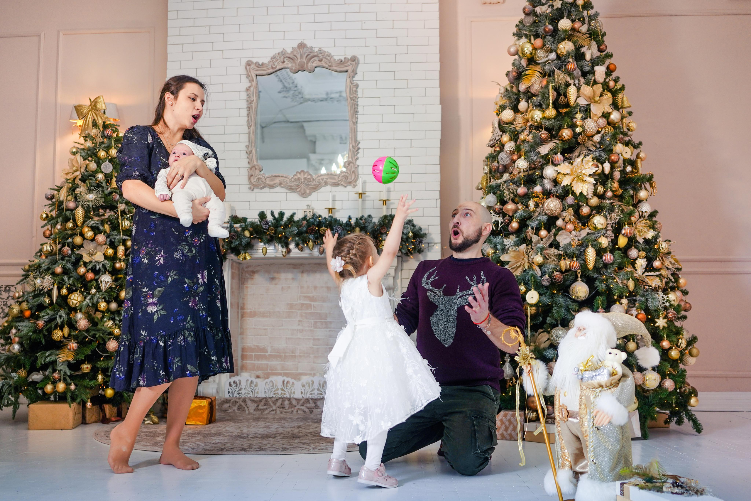 Семейная фотосессия с новорожденным. Семейный и портретный фотограф в Екатеринбурге Анна Лобанова