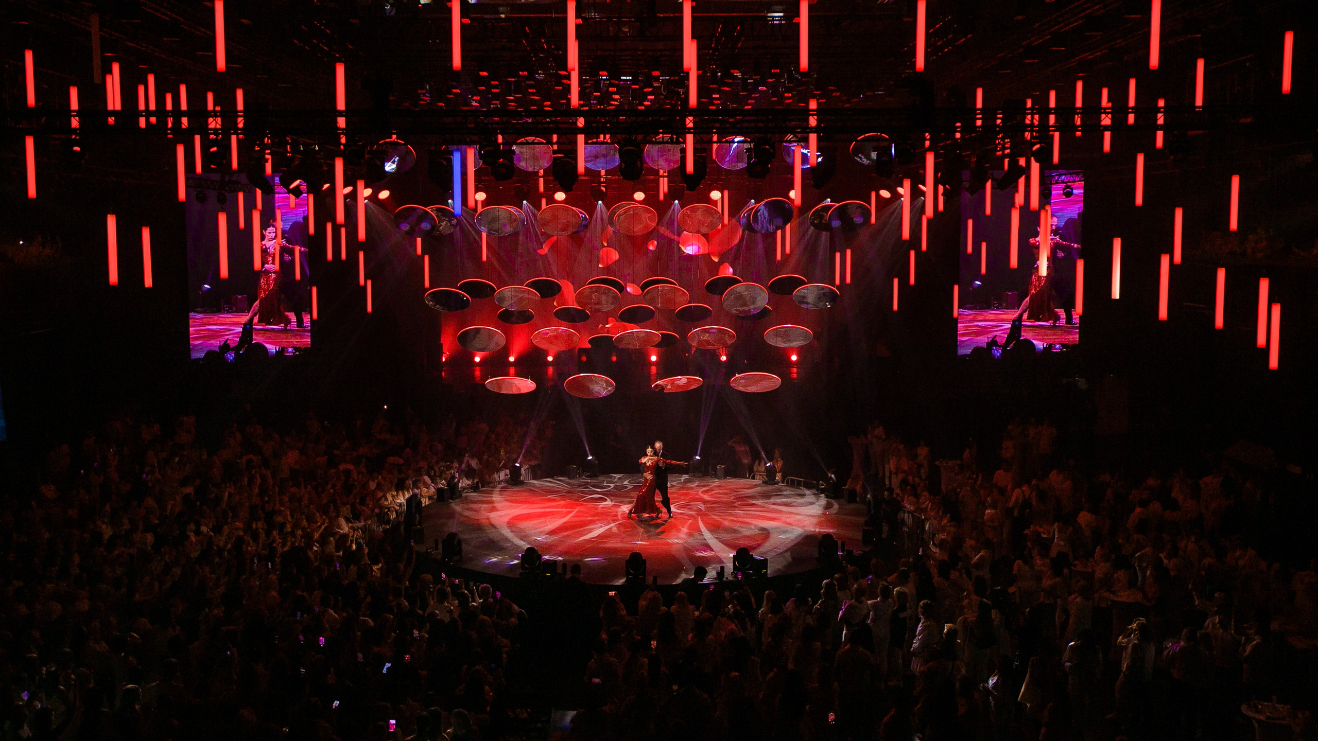 Фотосъемка корпоратива «Ночь парикмахера 2022» для компании CD. Репортажный фотограф Борис Геер