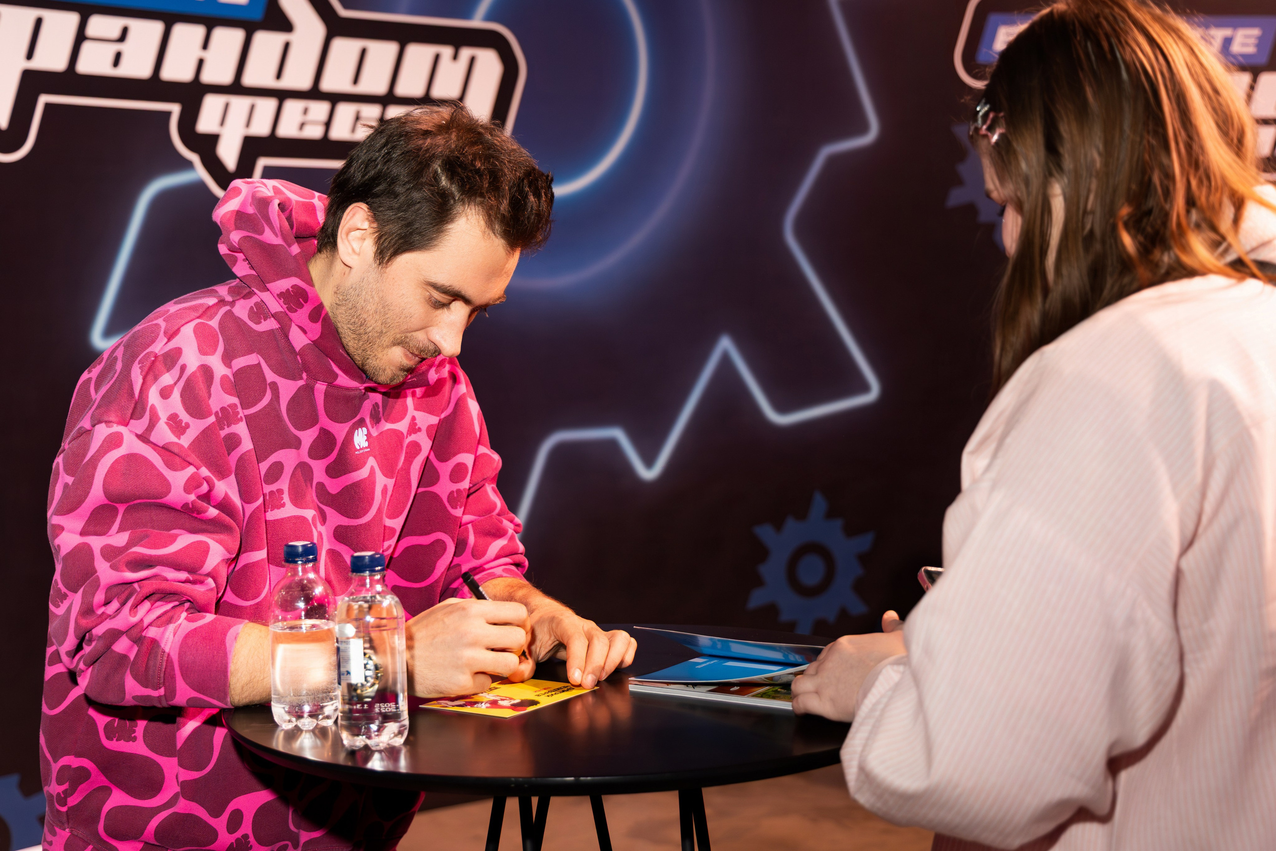 VK Fest. Показ «Стометровка» с Дмитрием Чеботарёвым. Свадебный и Event фотограф в Москве Бажина Ирина