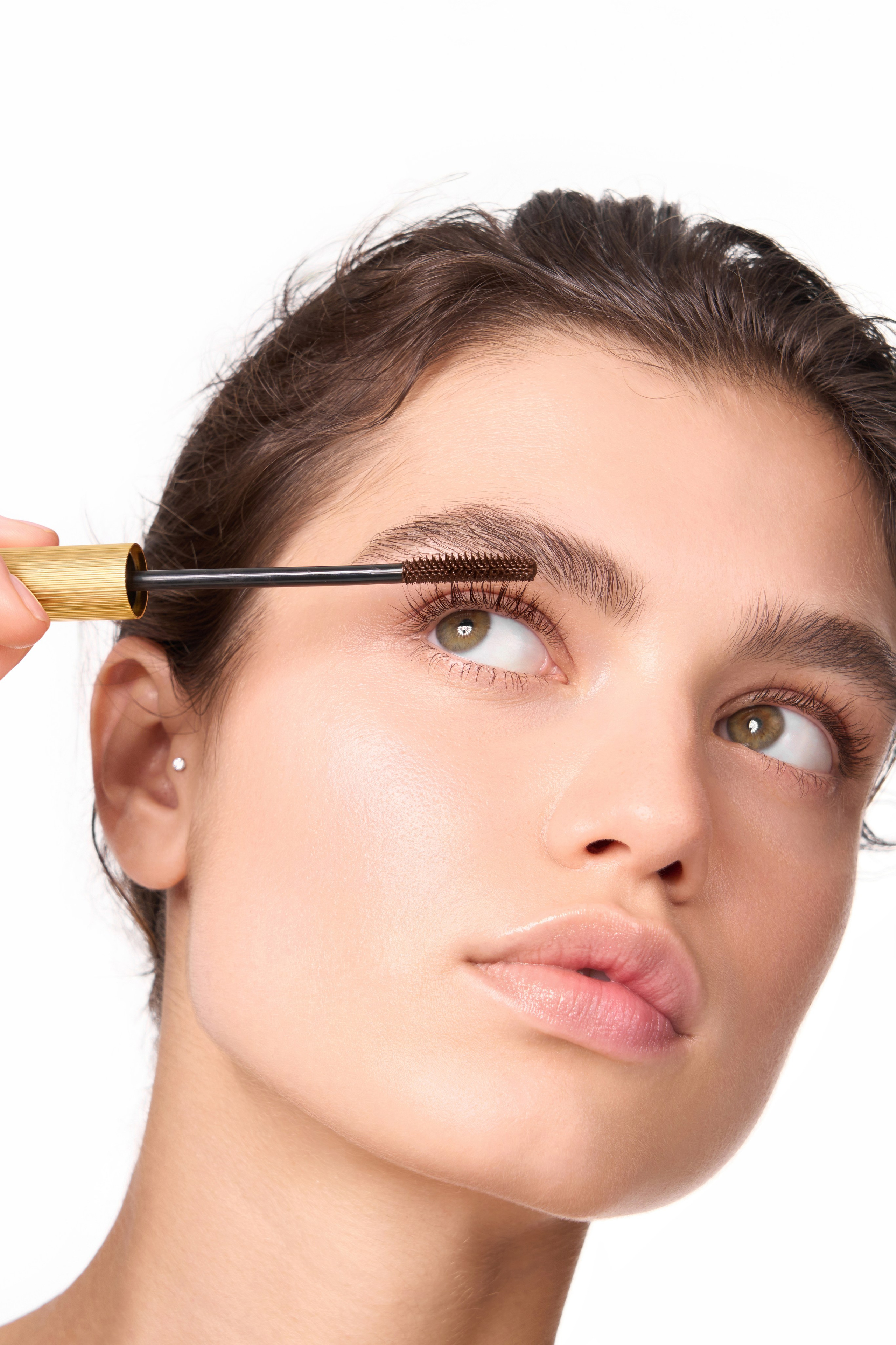 2 MOOD catalogue. Nadezhda Diskant is a Moscow and Saint Petersburg based photographer