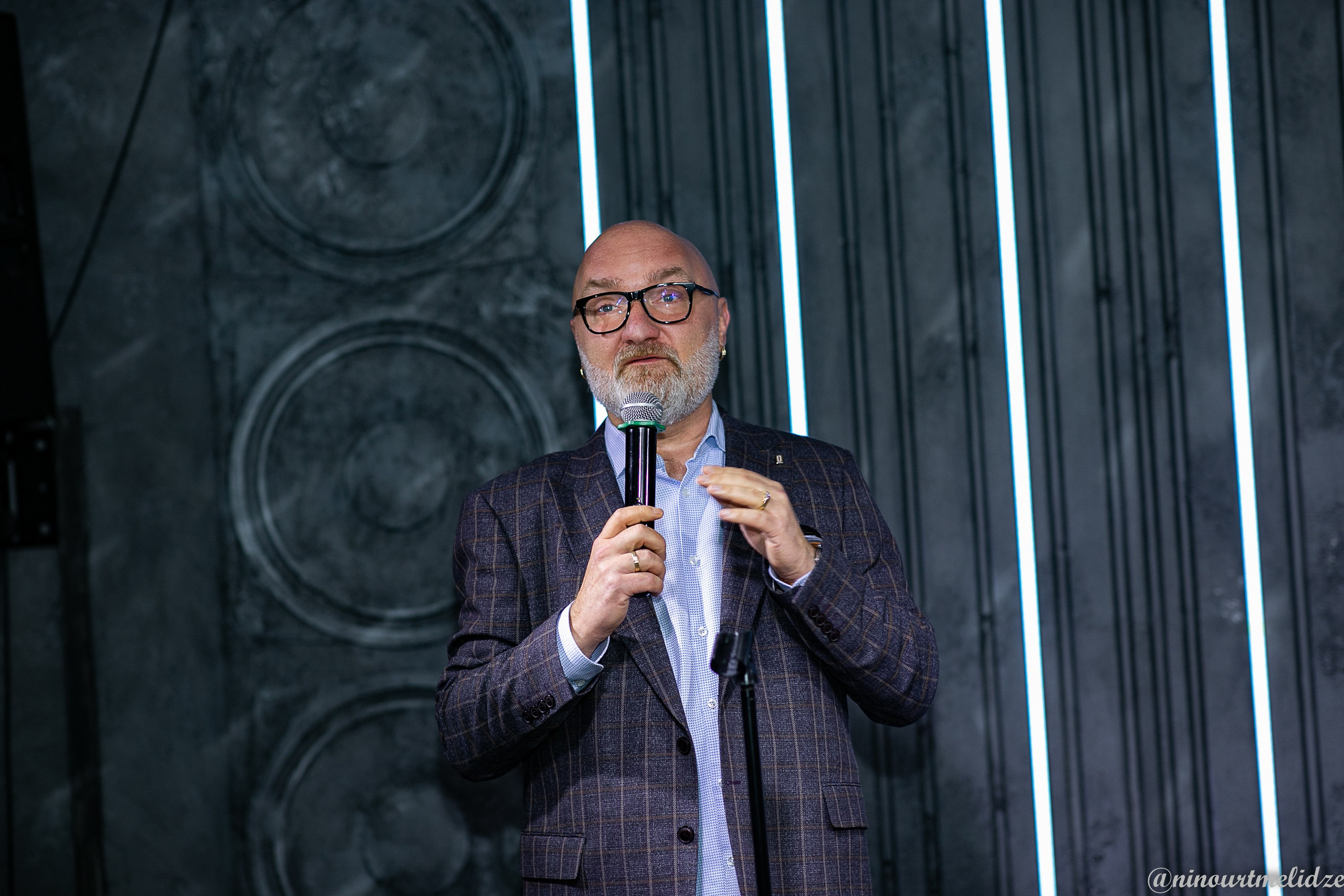 Пресс конференция Kevin Maccoy. Art photographer Nino