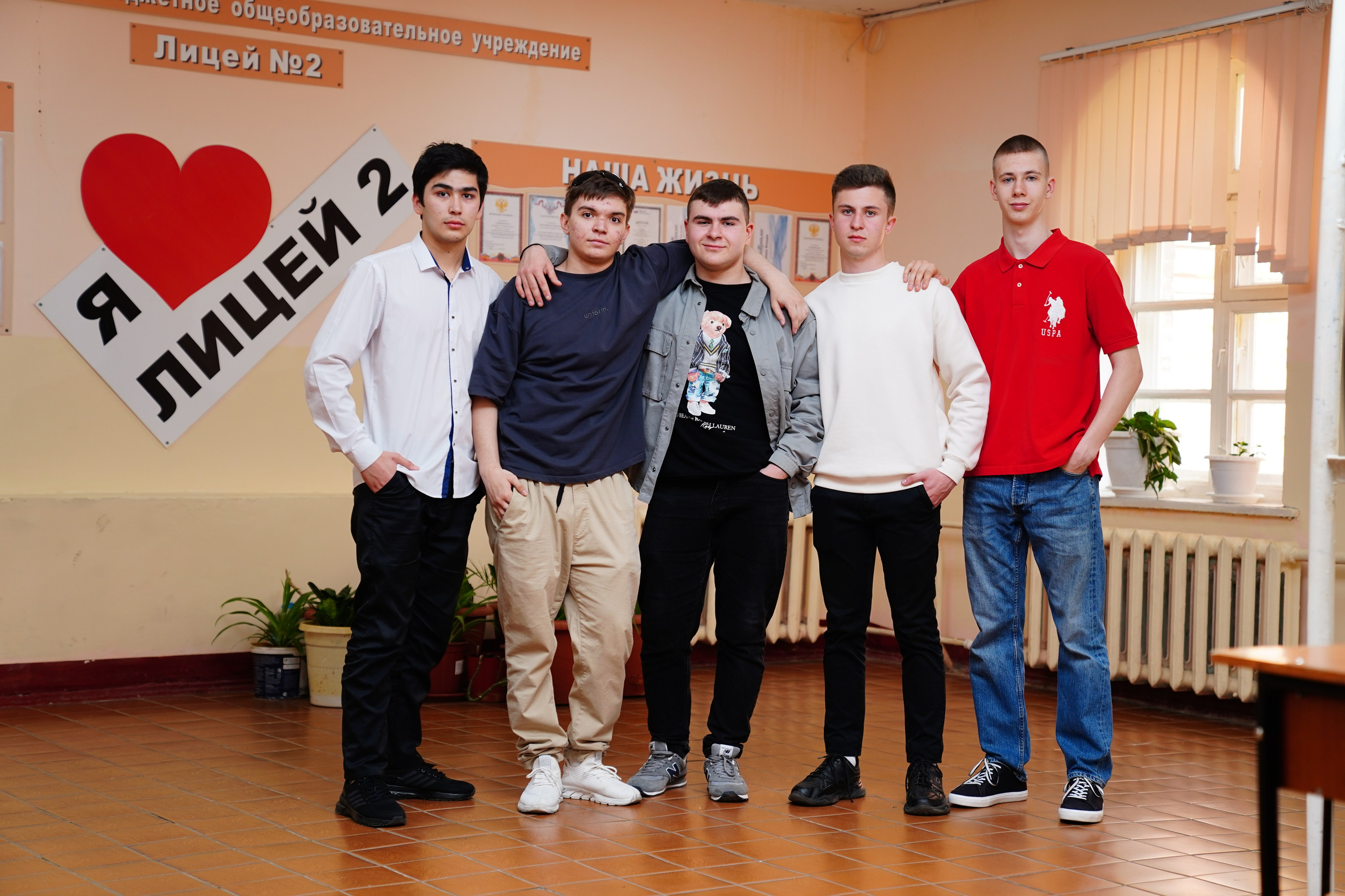 Мелкие группы / старшие классы. MEMENTO.Выпускные альбомы, школьные, юбилейные и другие книги. Ростов-на-Дону