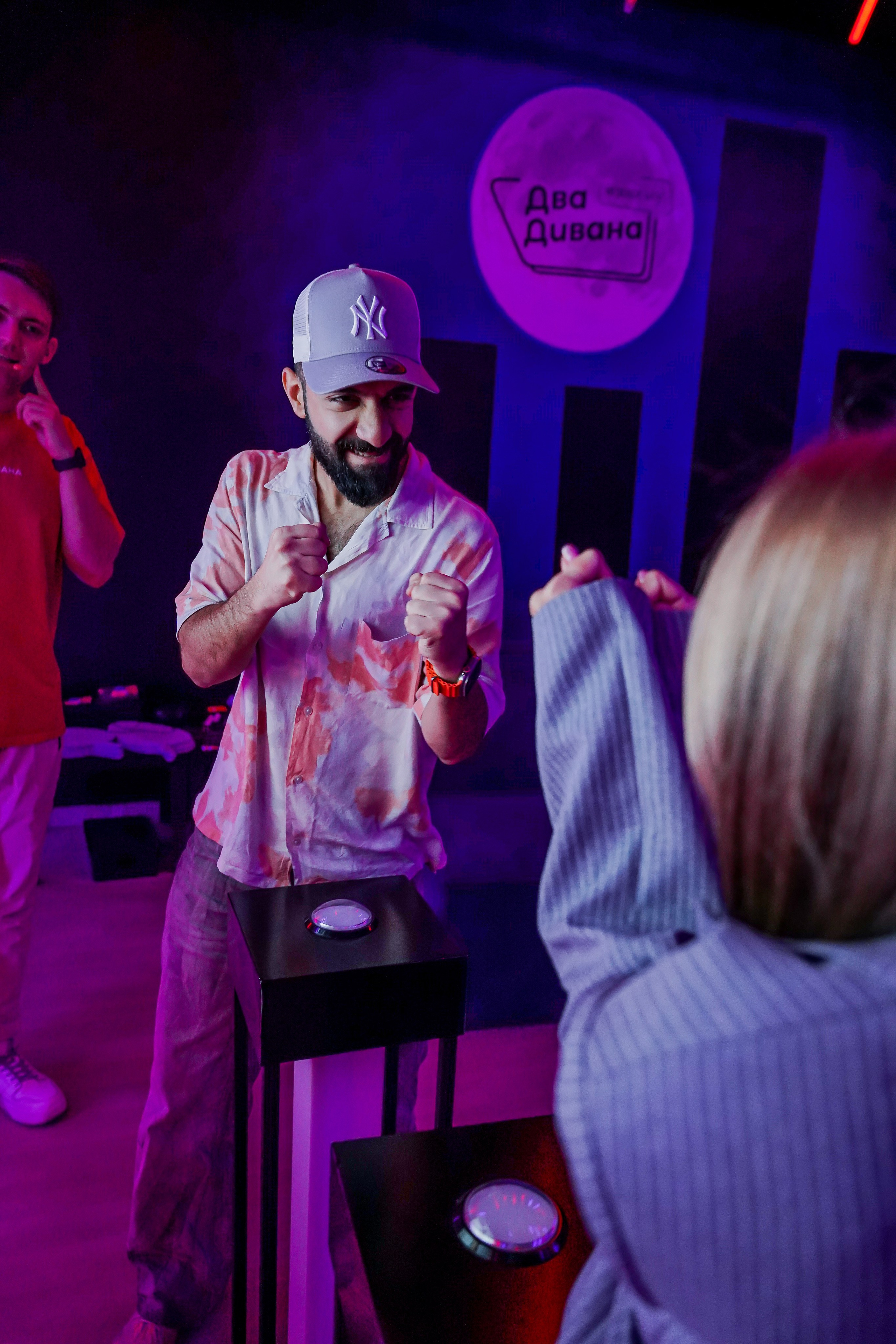 ДВА ДИВАНА ШОУ (ВЗРОСЛОЕ). Портфолио