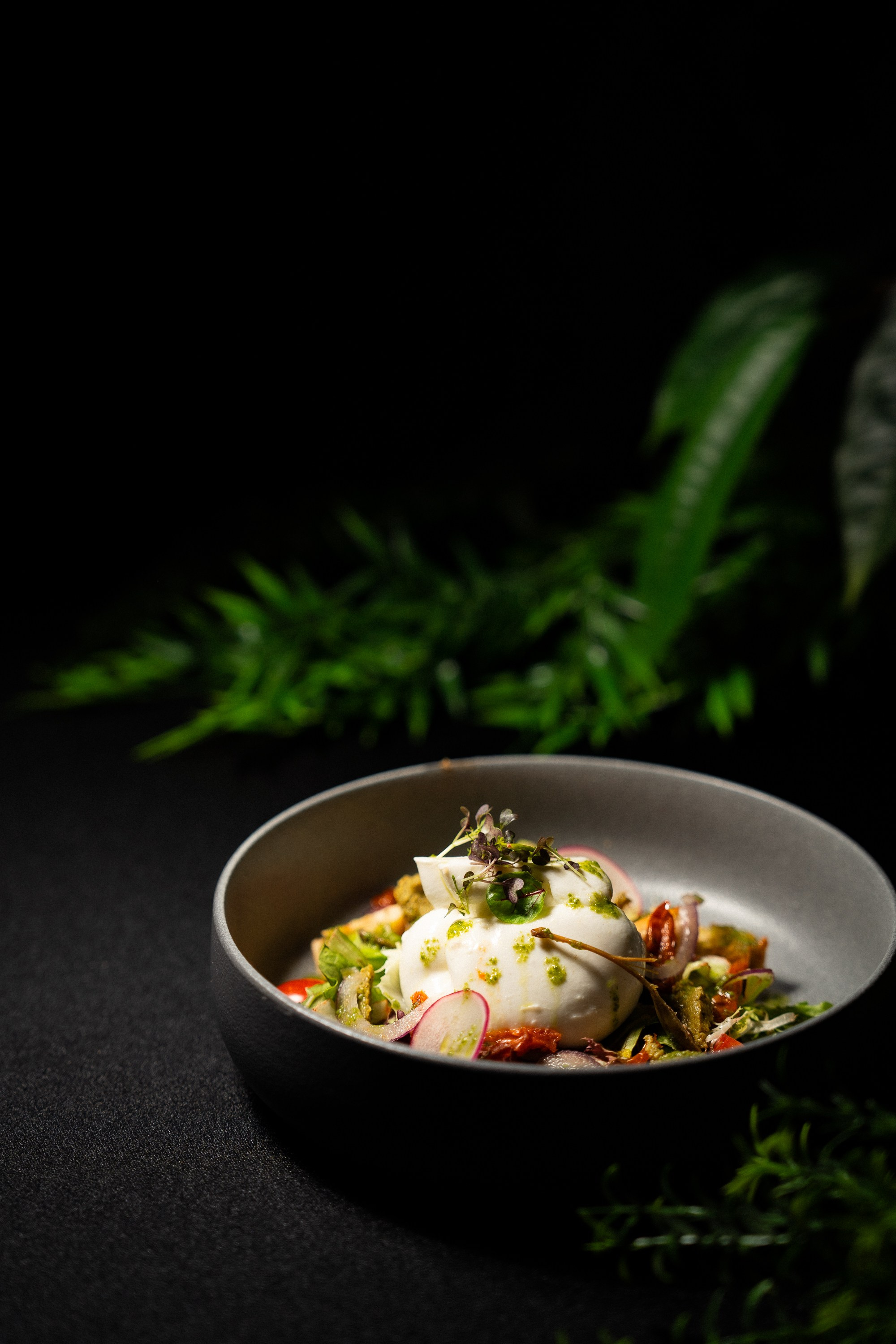 ЕДА И НАПИТКИ. Женский портрет