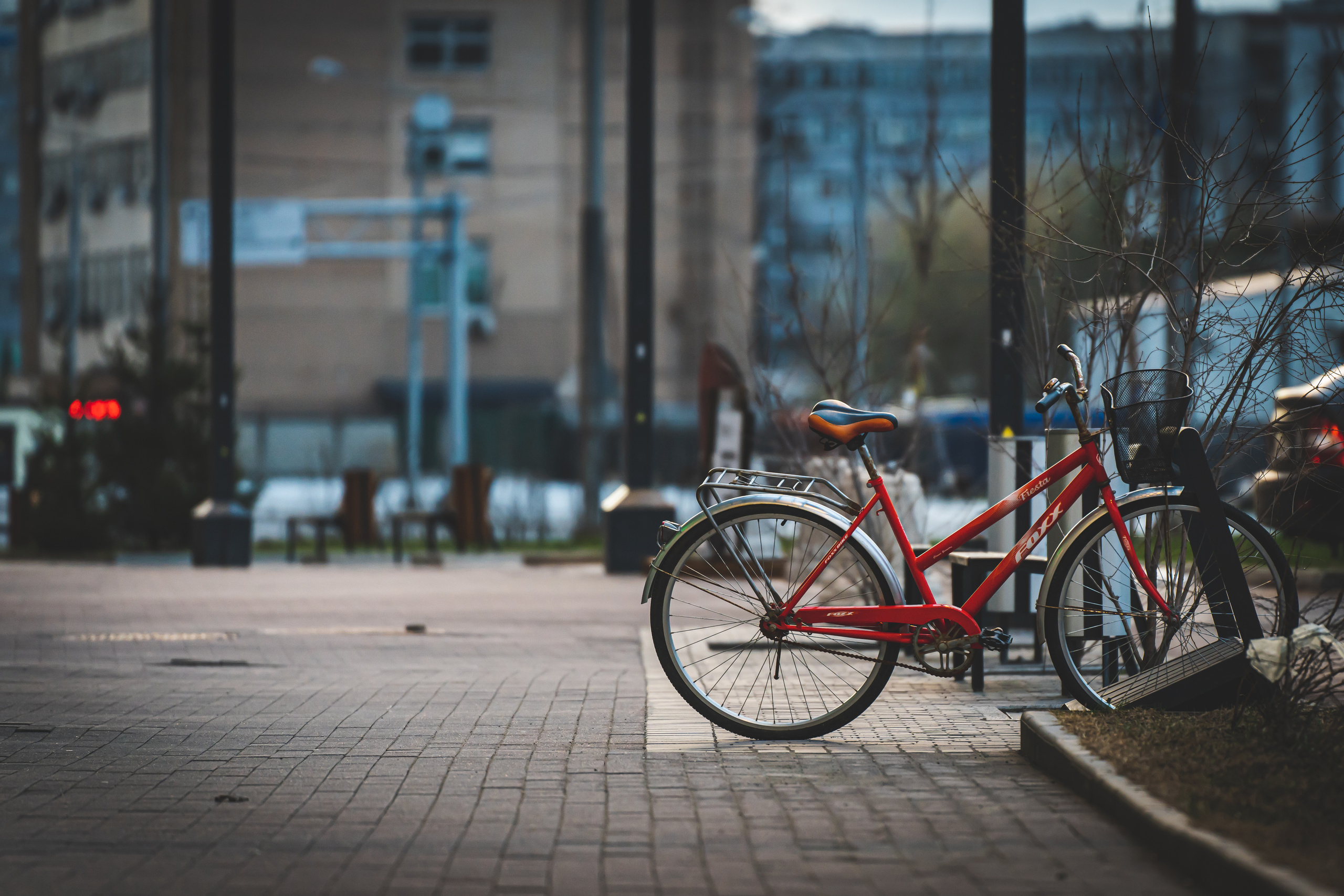 Велосипед на улице