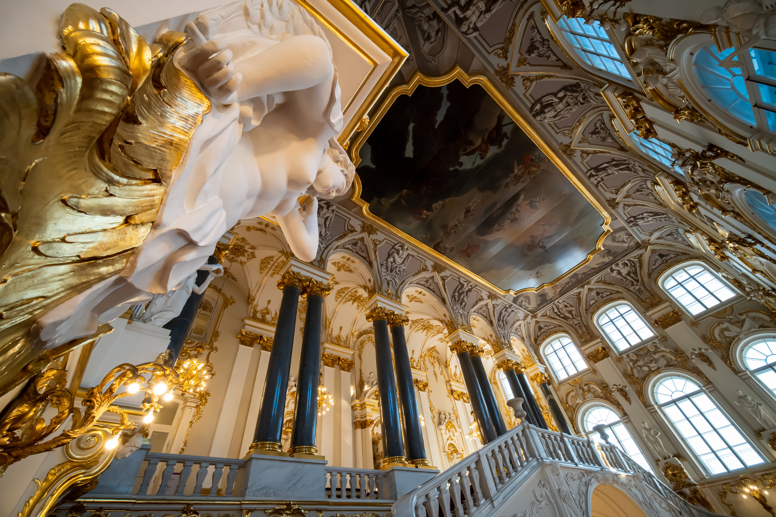 Потолочный плафон Олимп в Эрмитаже