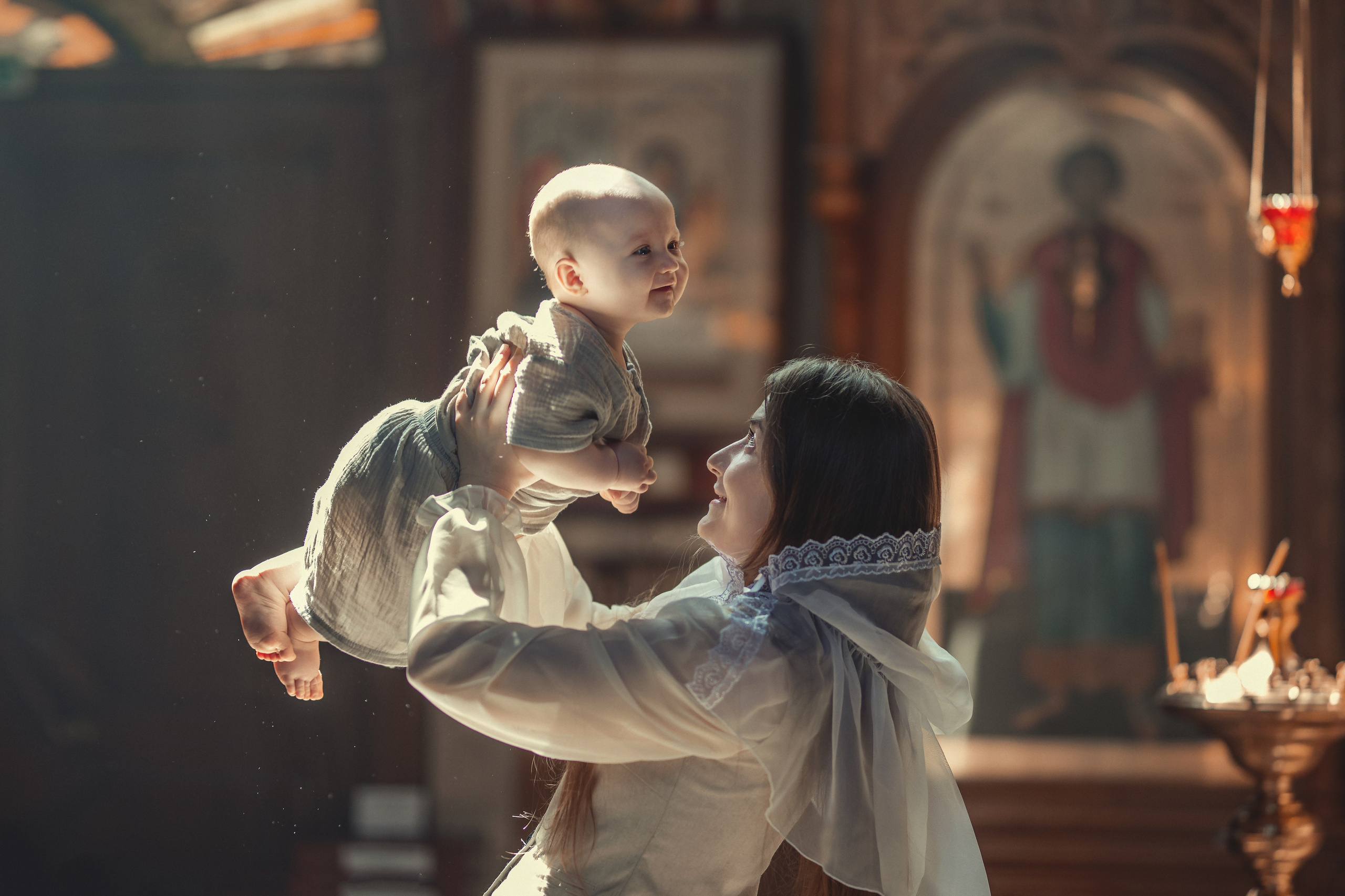 Таинство Крещения Мирона. Фотограф Таинств Крещения и Венчания в г. Курске