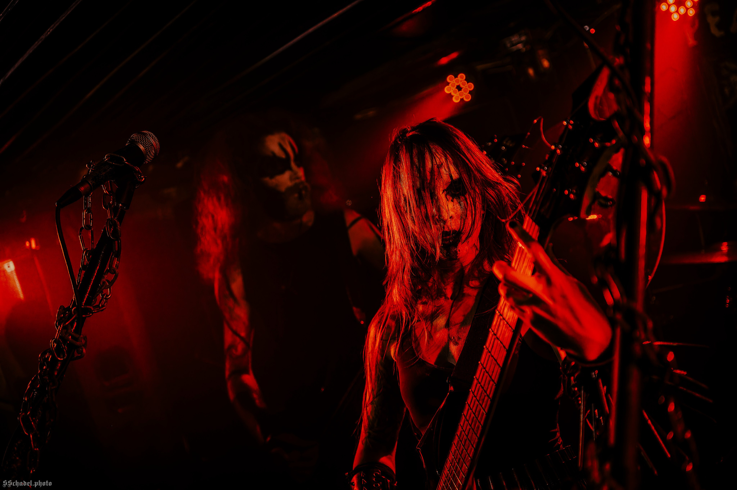 Frostlagte Måne 18.10.25. We will make everything metal!