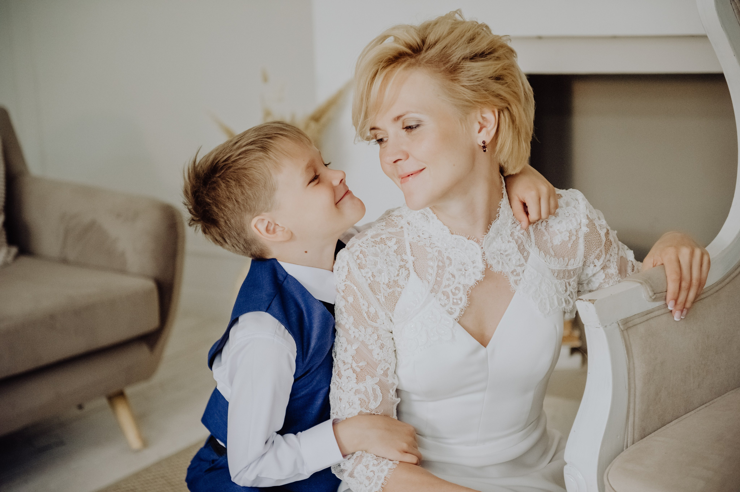 Саша и Женя. Семейный и женский фотограф, контент фотосессия в Екатеринбурге